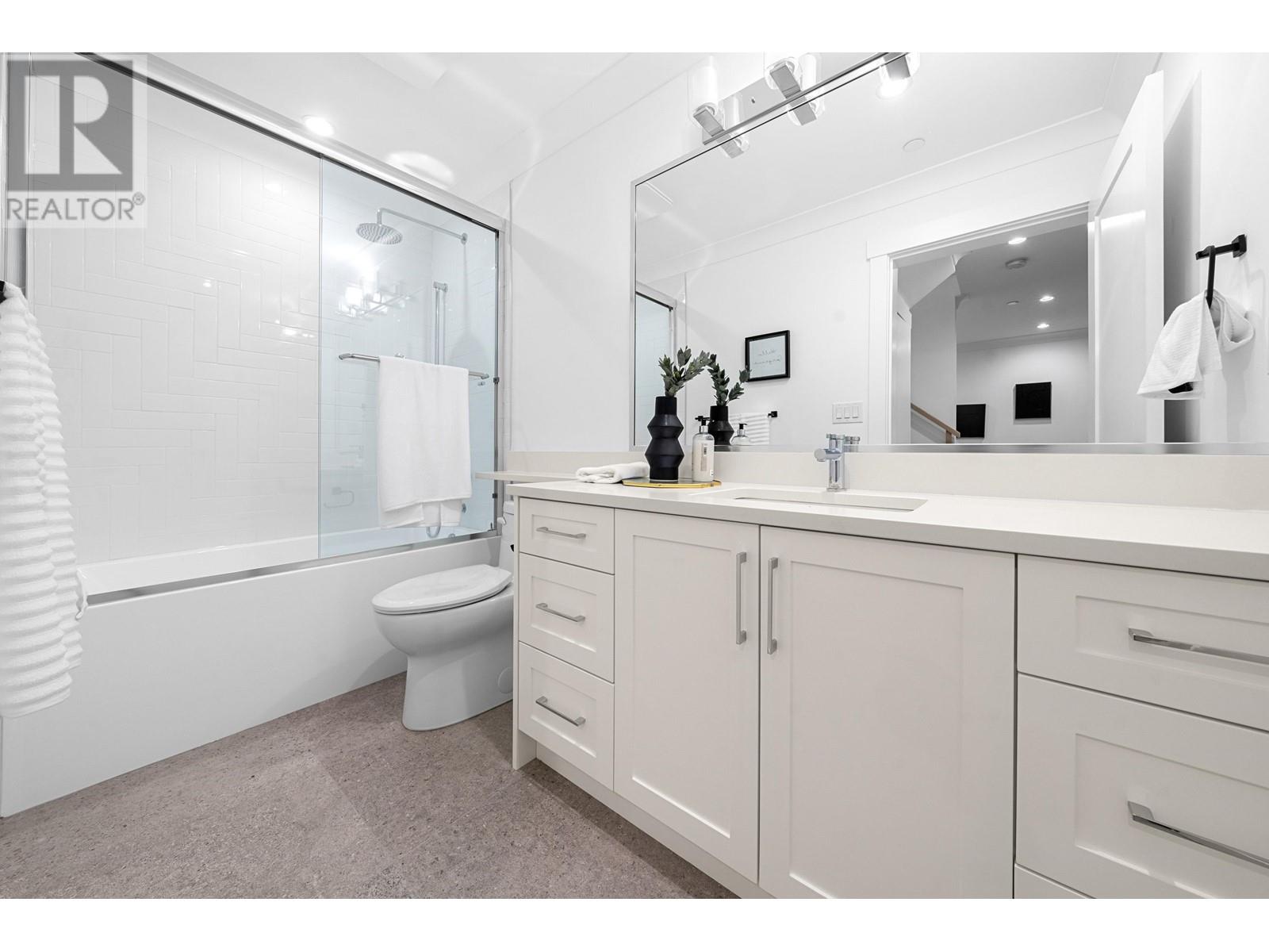 4990 Sherbrooke Street, Vancouver, British Columbia  V5W 3M2 - Photo 27 - R2967586