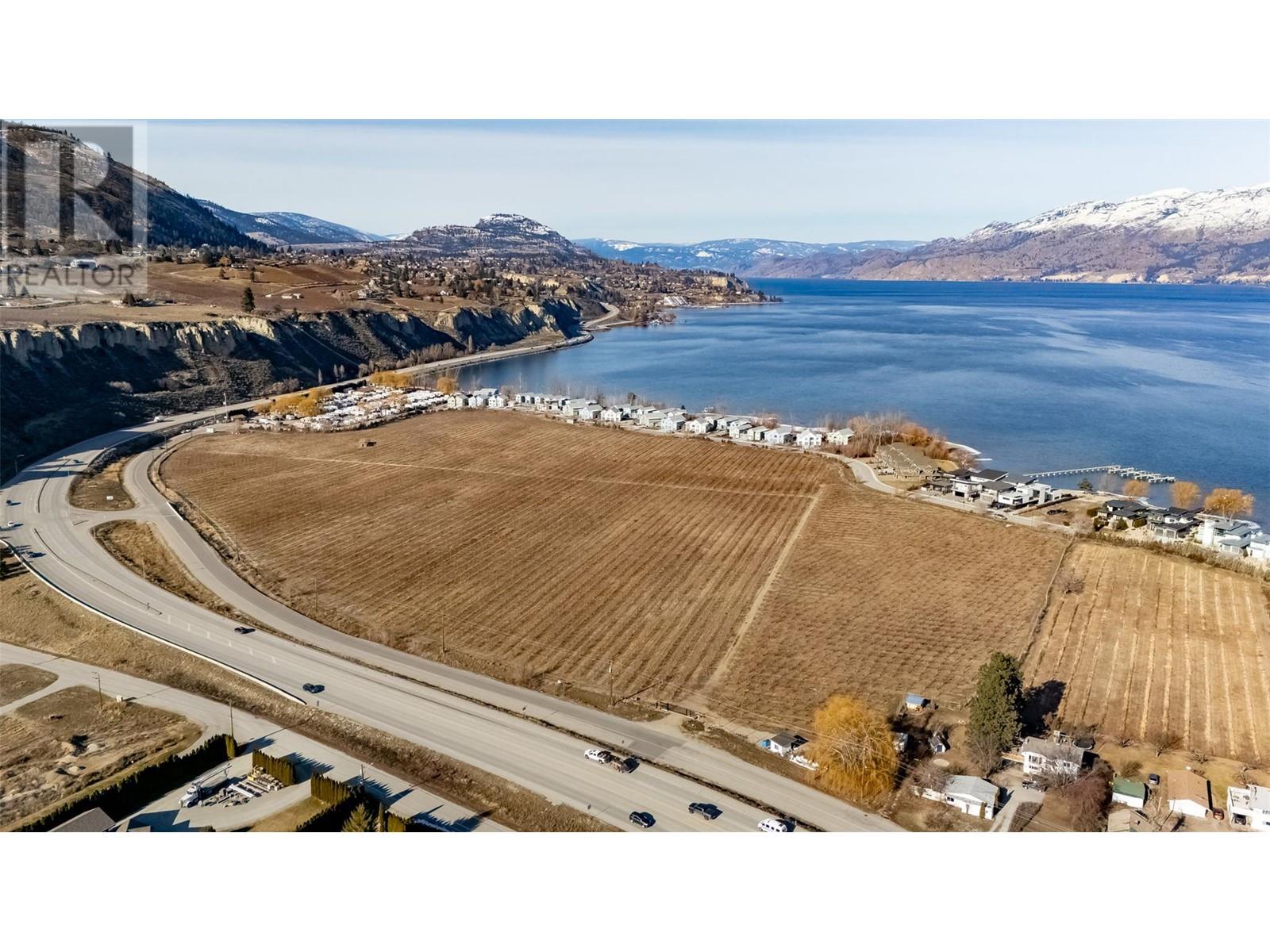 4500 Landry Crescent, Summerland, British Columbia  V0H 1Z9 - Photo 4 - 10335348
