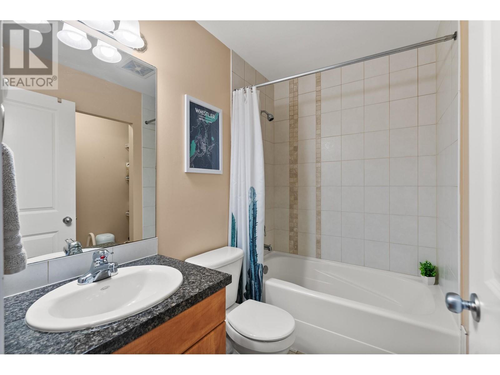 Listing Picture 29 of 36 : 22 6300 LONDON ROAD, Richmond / 烈治文 - 魯藝地產 Yvonne Lu Group - MLS Medallion Club Member