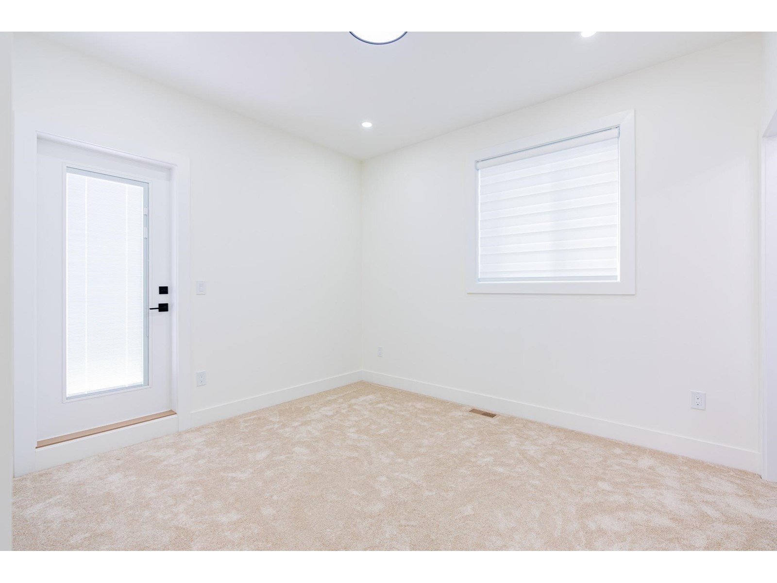 14446 60th Avenue, Surrey, British Columbia  V3S 1R3 - Photo 25 - R2967563