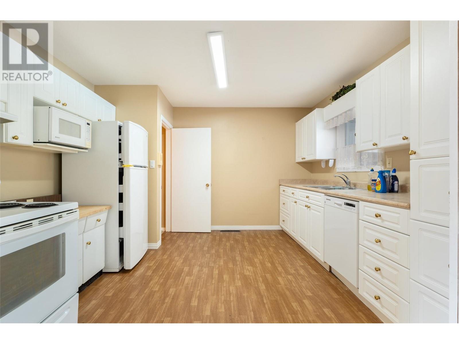 Property at 11503 Kalamalka Road image 5
