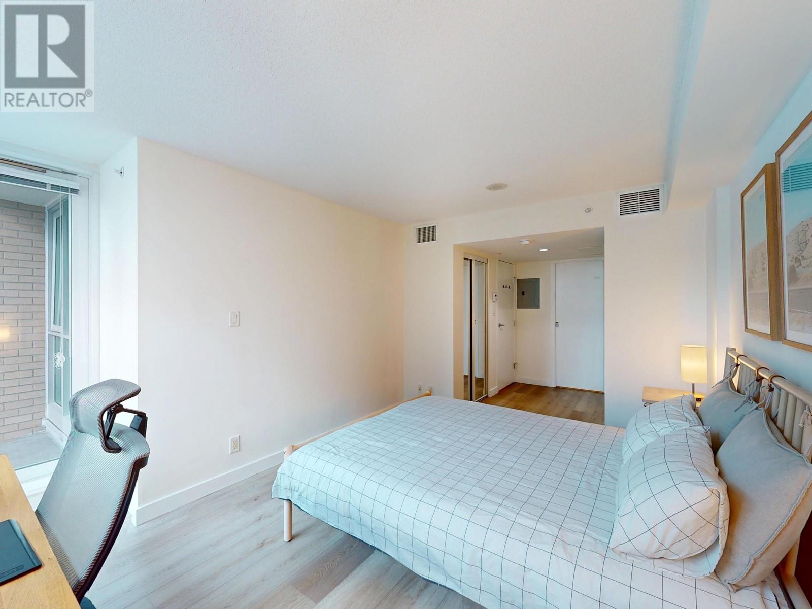 303 188 E Esplanade, North Vancouver, British Columbia  V7L 4Y1 - Photo 17 - R2964178