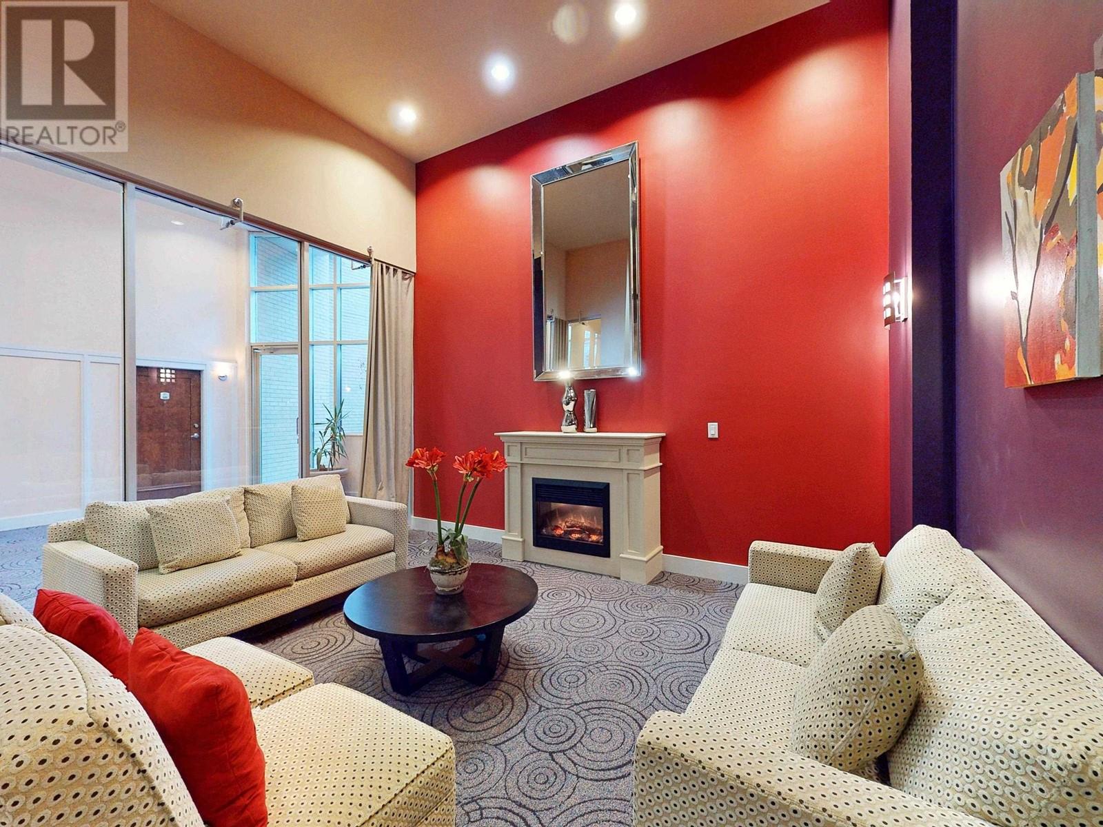 303 188 E Esplanade, North Vancouver, British Columbia  V7L 4Y1 - Photo 23 - R2964178