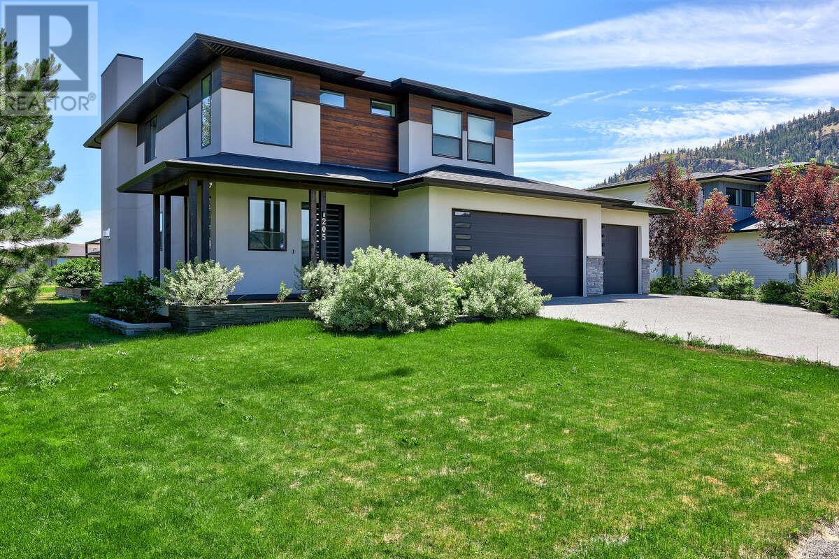 205 RUE CHEVAL NOIR Kamloops Photo 2