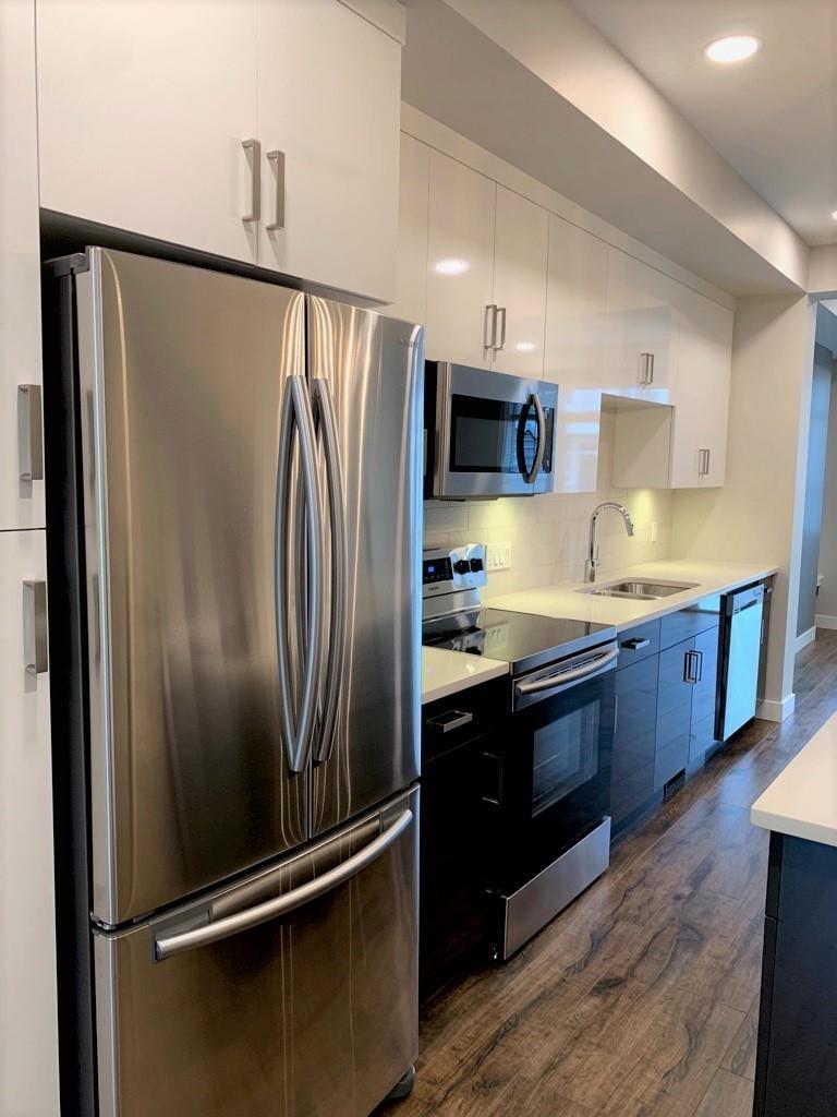 Property at 87 8413 MIDTOWN WAY image 4