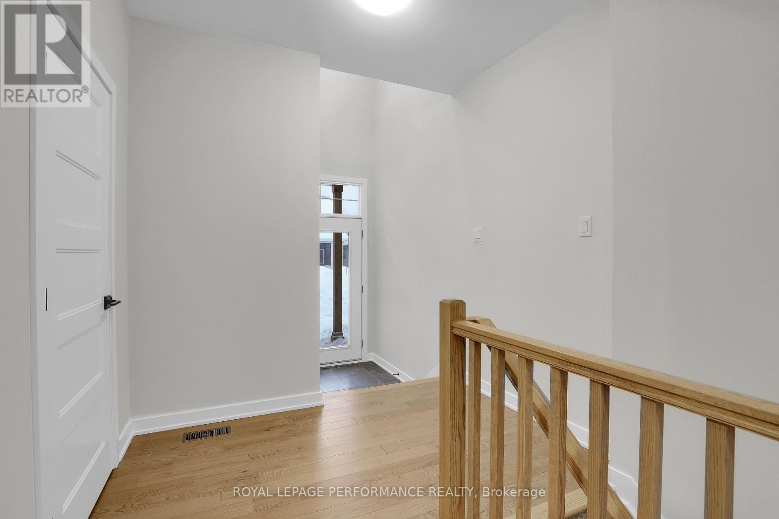 Property at 556 PAAKANAAK AVENUE image 4