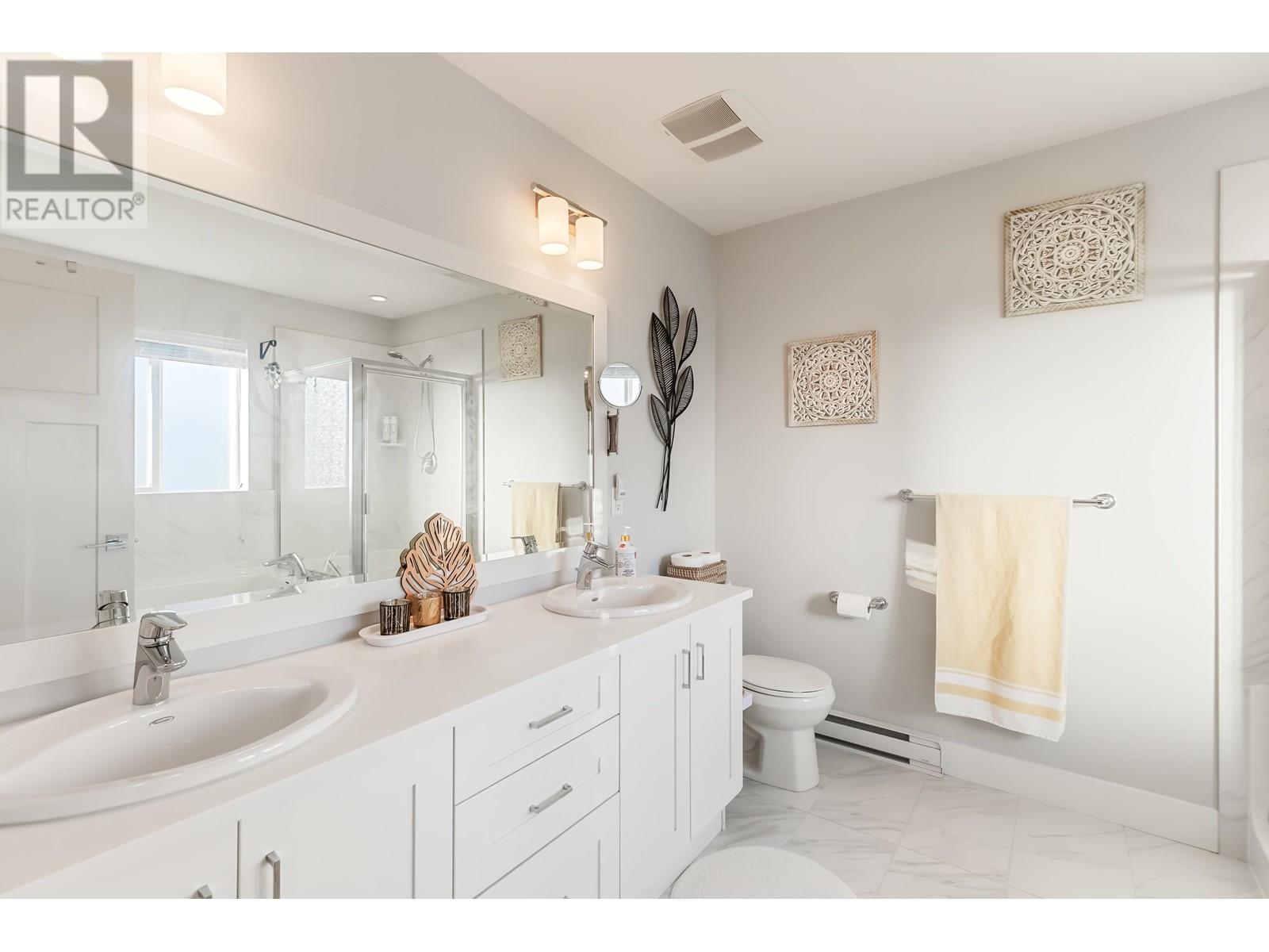 23942 Kanaka Way, Maple Ridge, British Columbia  V2W 0H7 - Photo 21 - R2961524