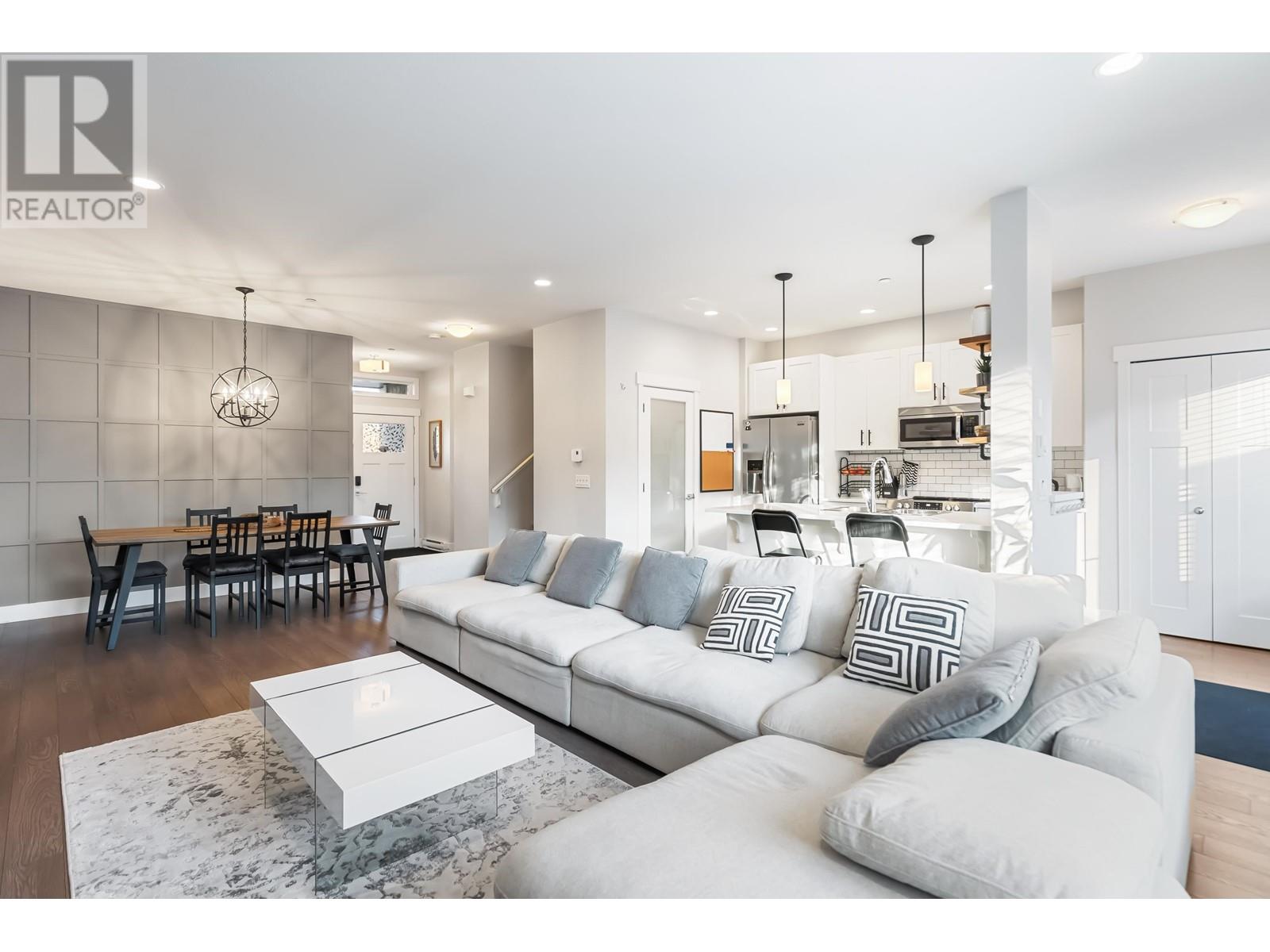 23942 Kanaka Way, Maple Ridge, British Columbia  V2W 0H7 - Photo 14 - R2961524