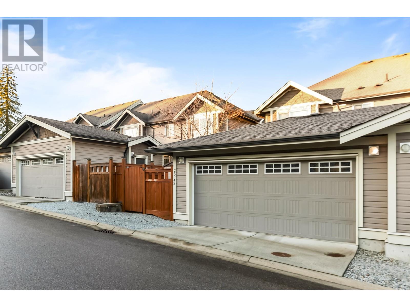 23942 Kanaka Way, Maple Ridge, British Columbia  V2W 0H7 - Photo 33 - R2961524