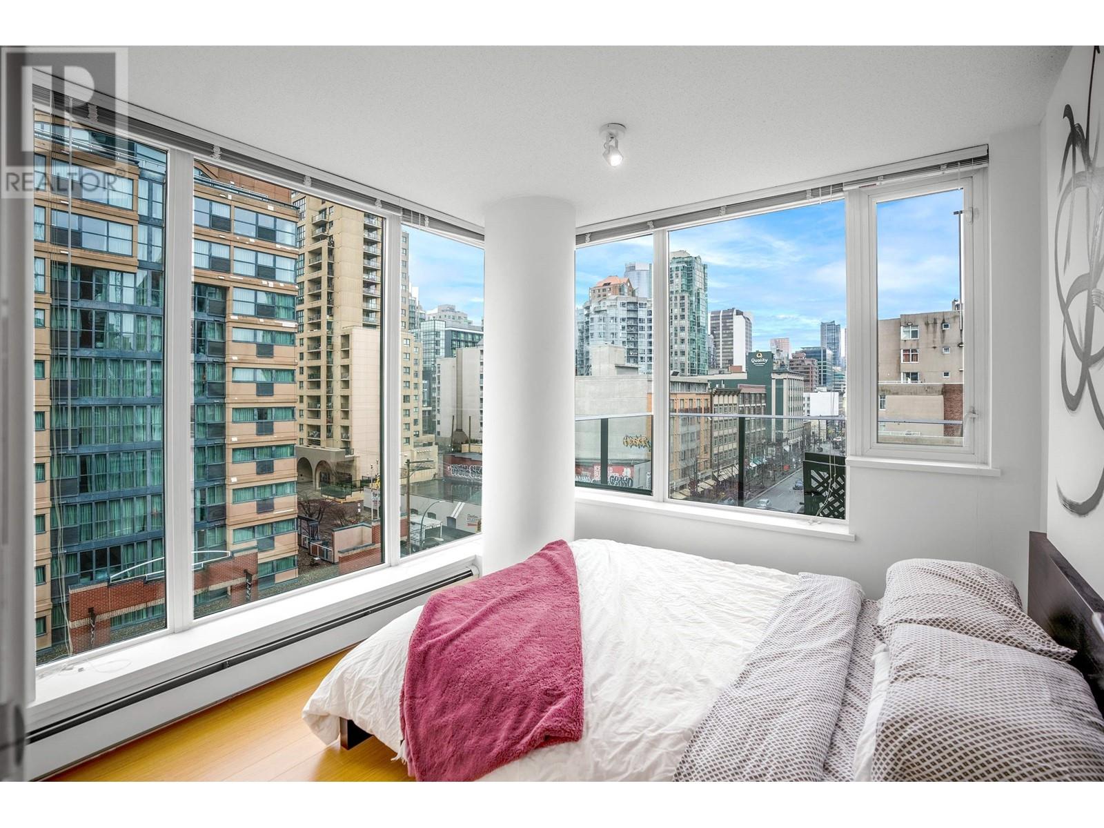 702 1325 Rolston Street, Vancouver, British Columbia  V6B 0M2 - Photo 5 - R2967054