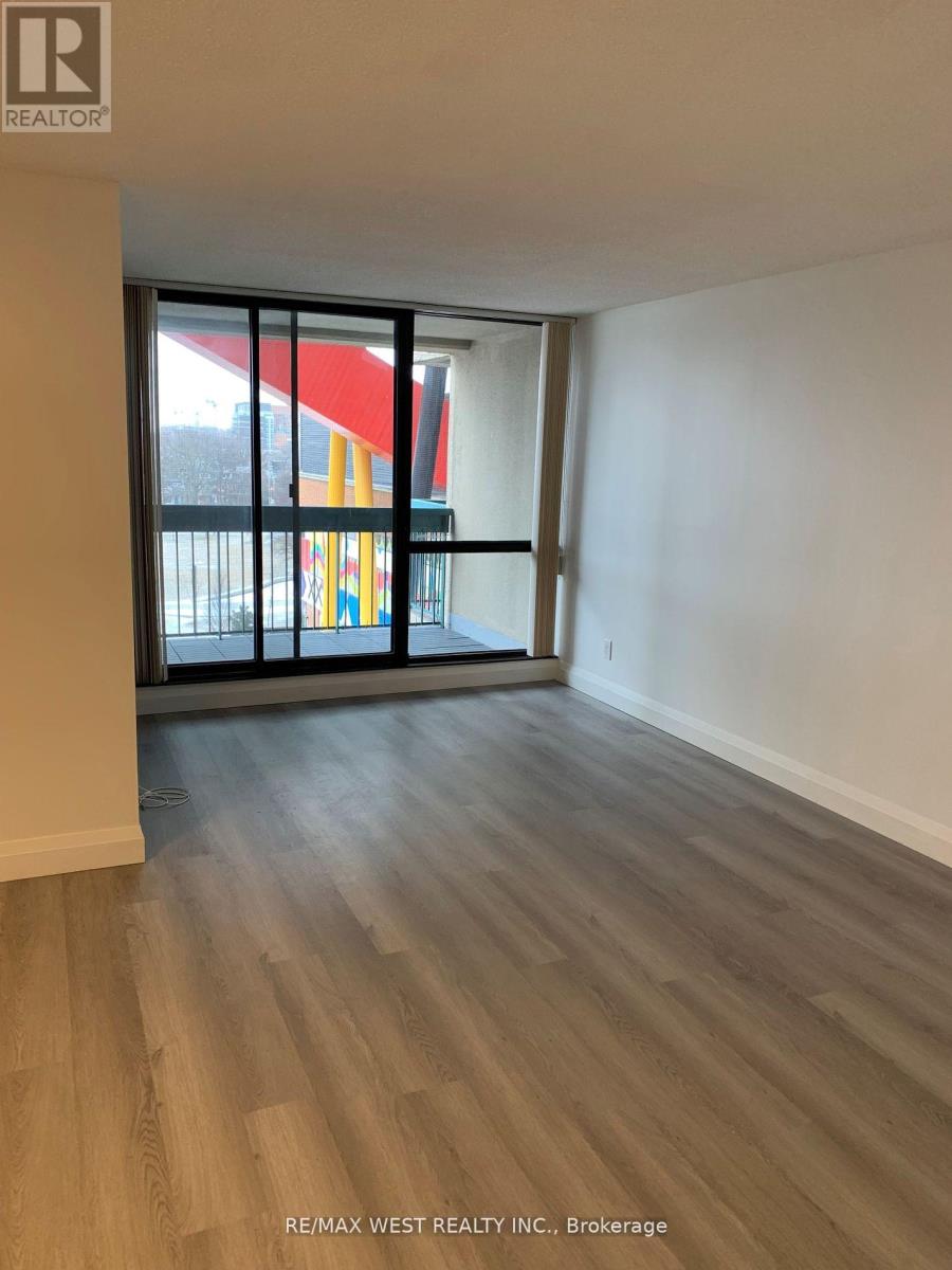 630 - 73 Mccaul Street, Toronto, Ontario  M5T 2X2 - Photo 8 - C11977028