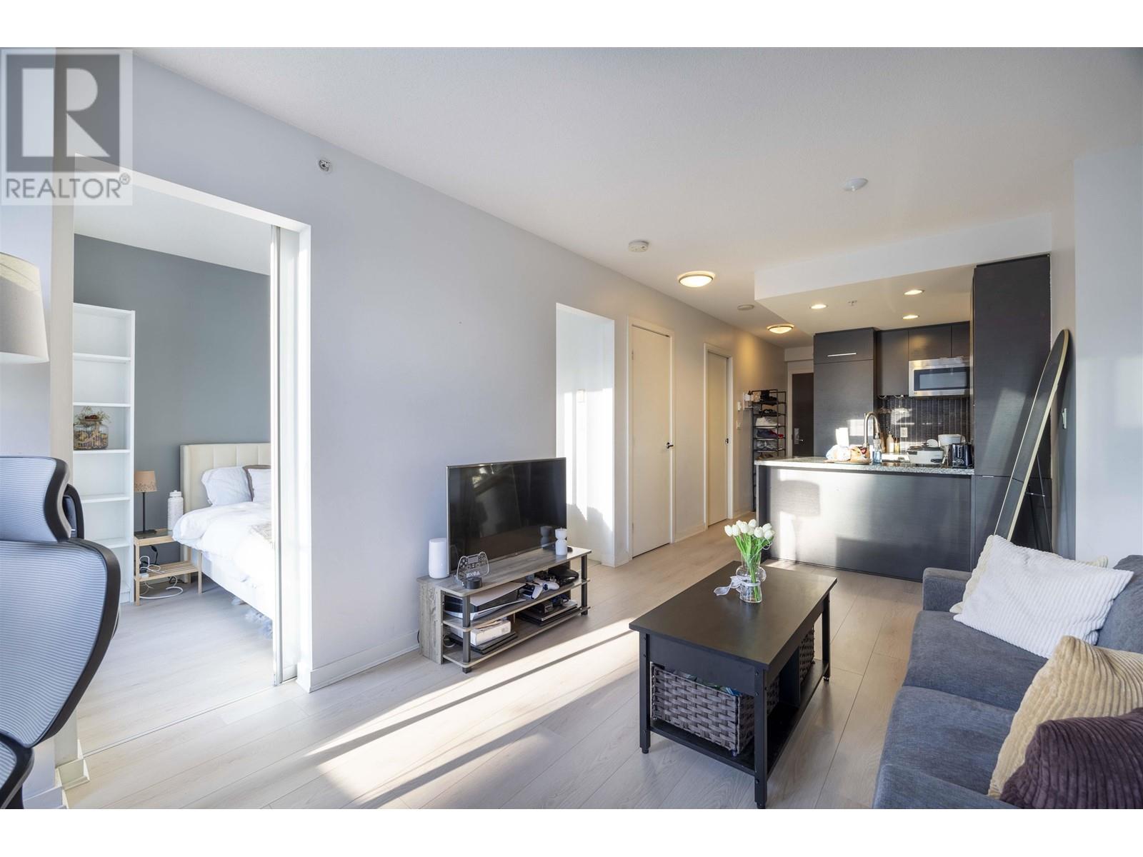 Listing Picture 5 of 25 : 808 833 HOMER STREET, Vancouver / 溫哥華 - 魯藝地產 Yvonne Lu Group - MLS Medallion Club Member