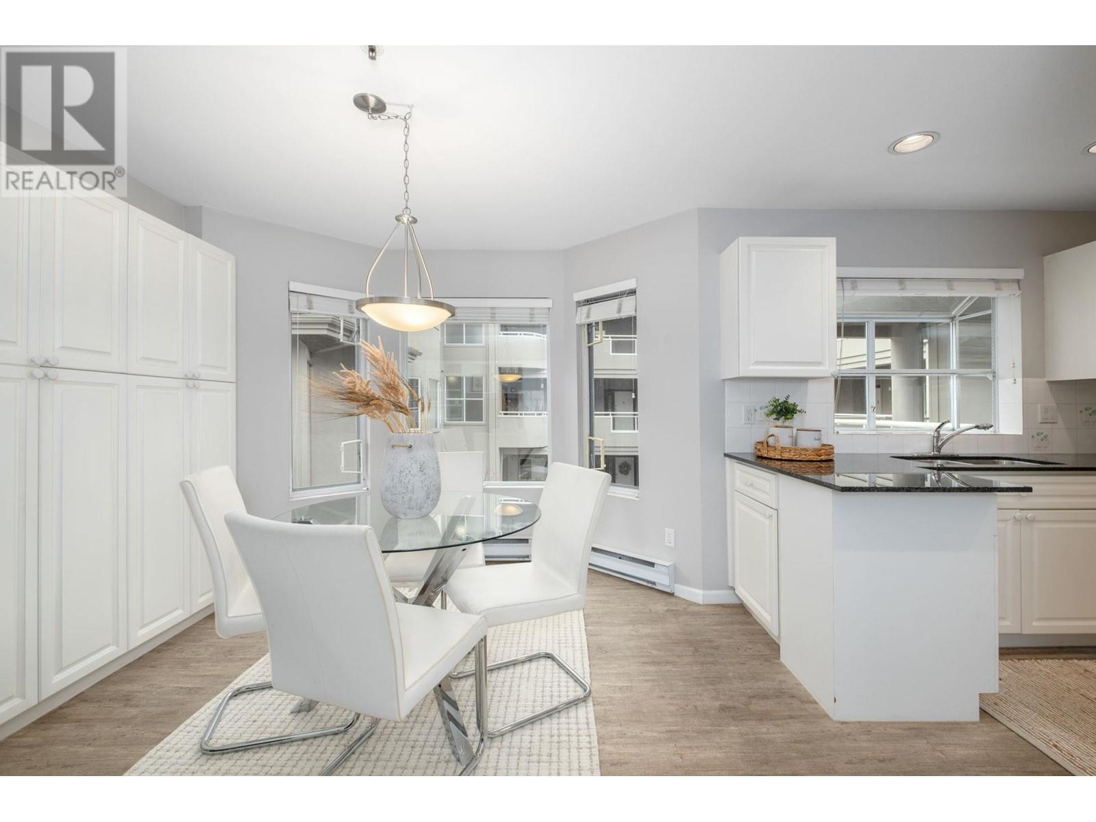 Listing Picture 10 of 27 : 216 7600 MOFFATT ROAD, Richmond / 烈治文 - 魯藝地產 Yvonne Lu Group - MLS Medallion Club Member