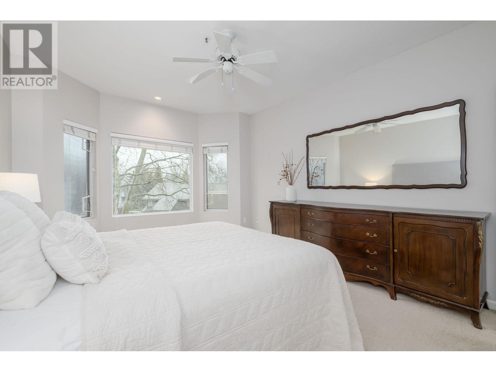 Listing Picture 15 of 27 : 216 7600 MOFFATT ROAD, Richmond / 烈治文 - 魯藝地產 Yvonne Lu Group - MLS Medallion Club Member