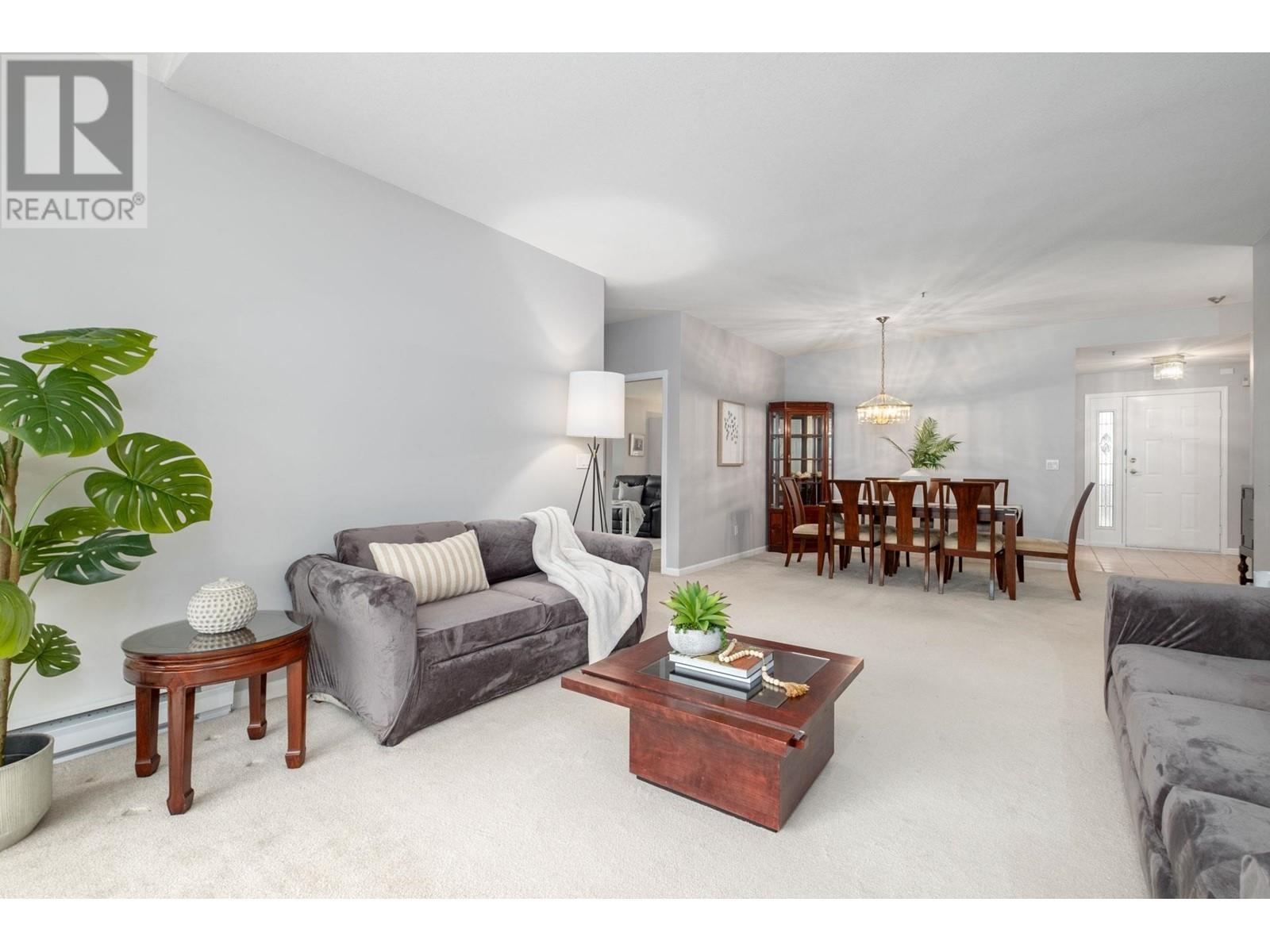 Listing Picture 4 of 27 : 216 7600 MOFFATT ROAD, Richmond / 烈治文 - 魯藝地產 Yvonne Lu Group - MLS Medallion Club Member