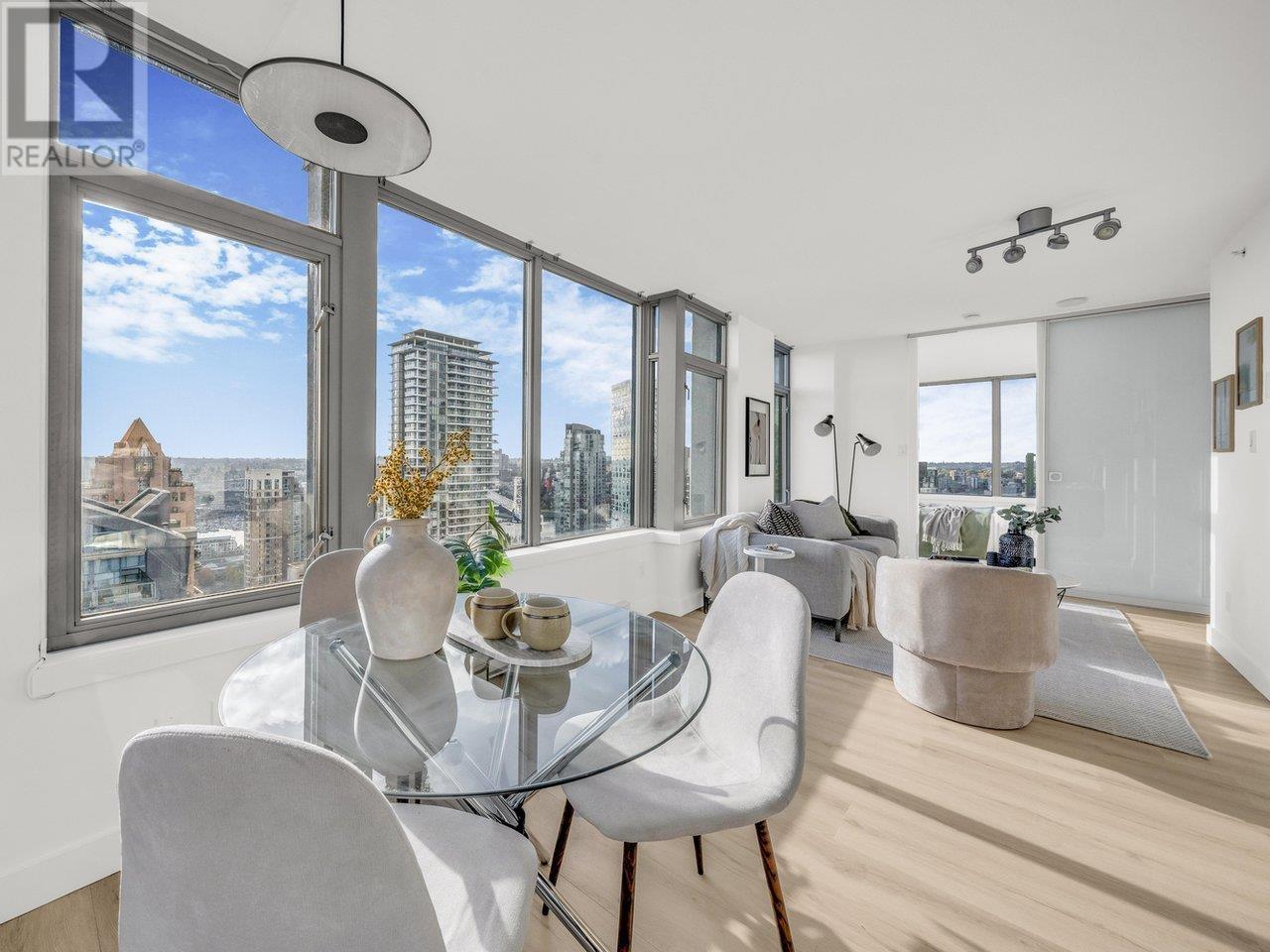 Listing Picture 15 of 40 : 3202 1255 SEYMOUR STREET, Vancouver / 溫哥華 - 魯藝地產 Yvonne Lu Group - MLS Medallion Club Member