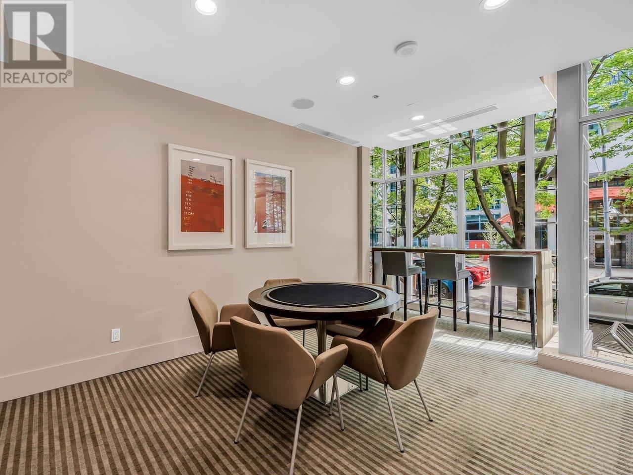 Listing Picture 34 of 40 : 3202 1255 SEYMOUR STREET, Vancouver / 溫哥華 - 魯藝地產 Yvonne Lu Group - MLS Medallion Club Member