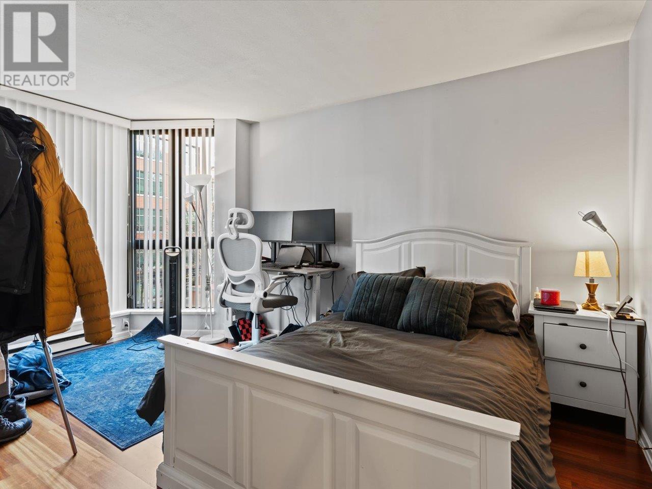 Listing Picture 12 of 25 : 202 488 HELMCKEN STREET, Vancouver / 溫哥華 - 魯藝地產 Yvonne Lu Group - MLS Medallion Club Member