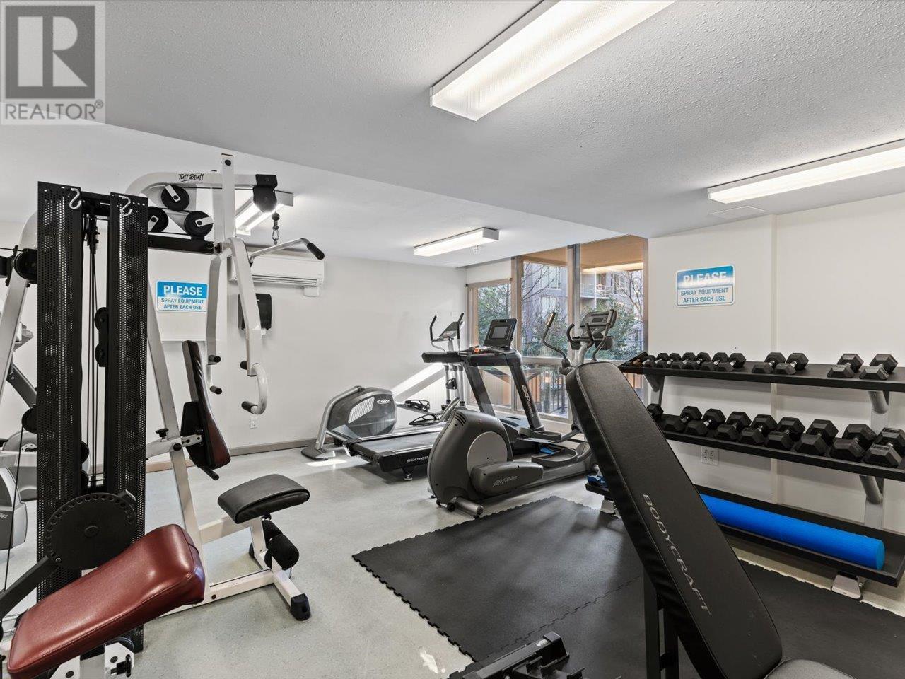 Listing Picture 17 of 25 : 202 488 HELMCKEN STREET, Vancouver / 溫哥華 - 魯藝地產 Yvonne Lu Group - MLS Medallion Club Member