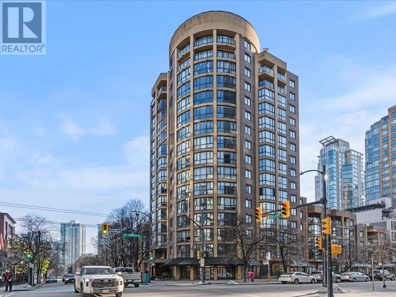 Listing Picture 24 of 25 : 202 488 HELMCKEN STREET, Vancouver / 溫哥華 - 魯藝地產 Yvonne Lu Group - MLS Medallion Club Member