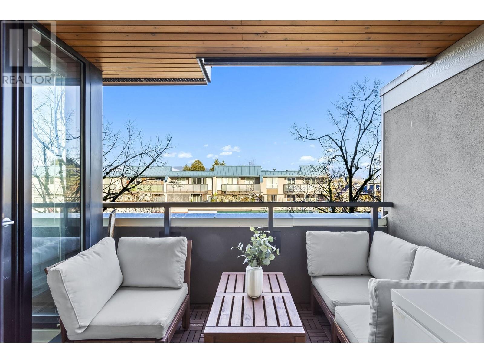 Listing Picture 3 of 24 : 307 2525 BLENHEIM STREET, Vancouver / 溫哥華 - 魯藝地產 Yvonne Lu Group - MLS Medallion Club Member