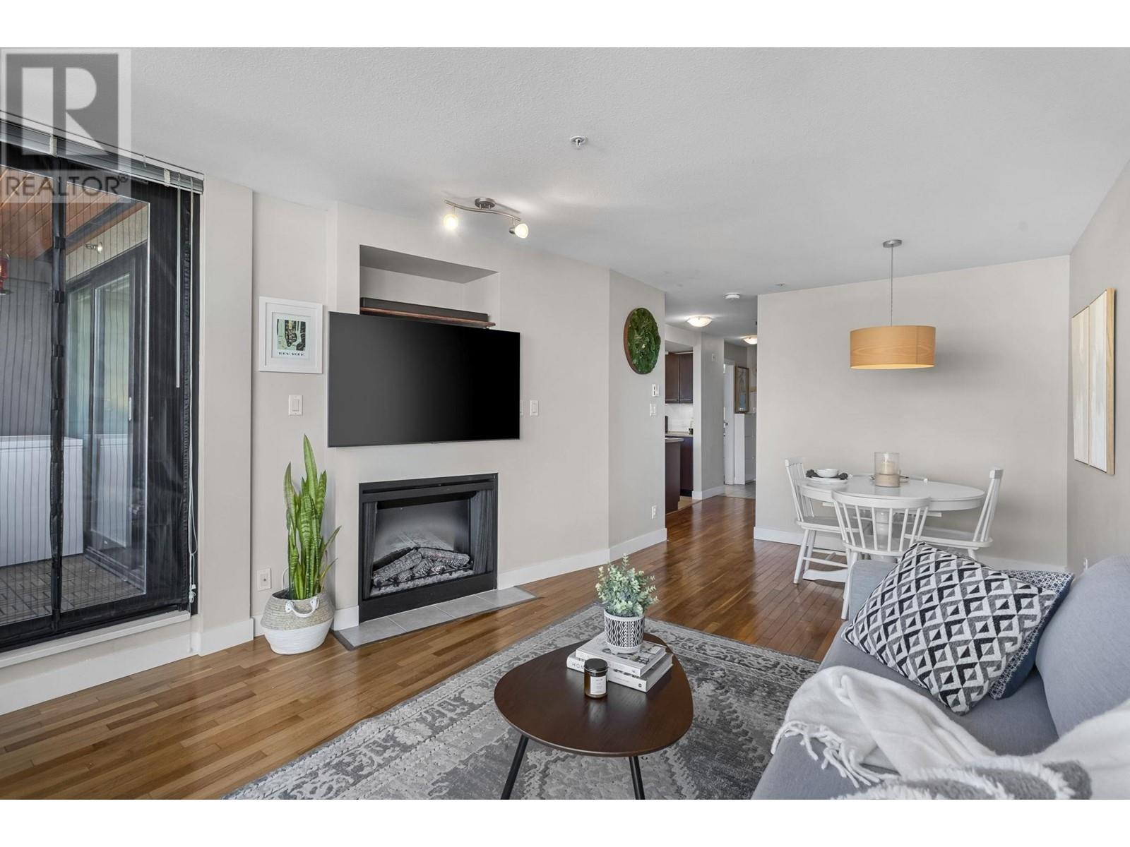 Listing Picture 6 of 24 : 307 2525 BLENHEIM STREET, Vancouver / 溫哥華 - 魯藝地產 Yvonne Lu Group - MLS Medallion Club Member