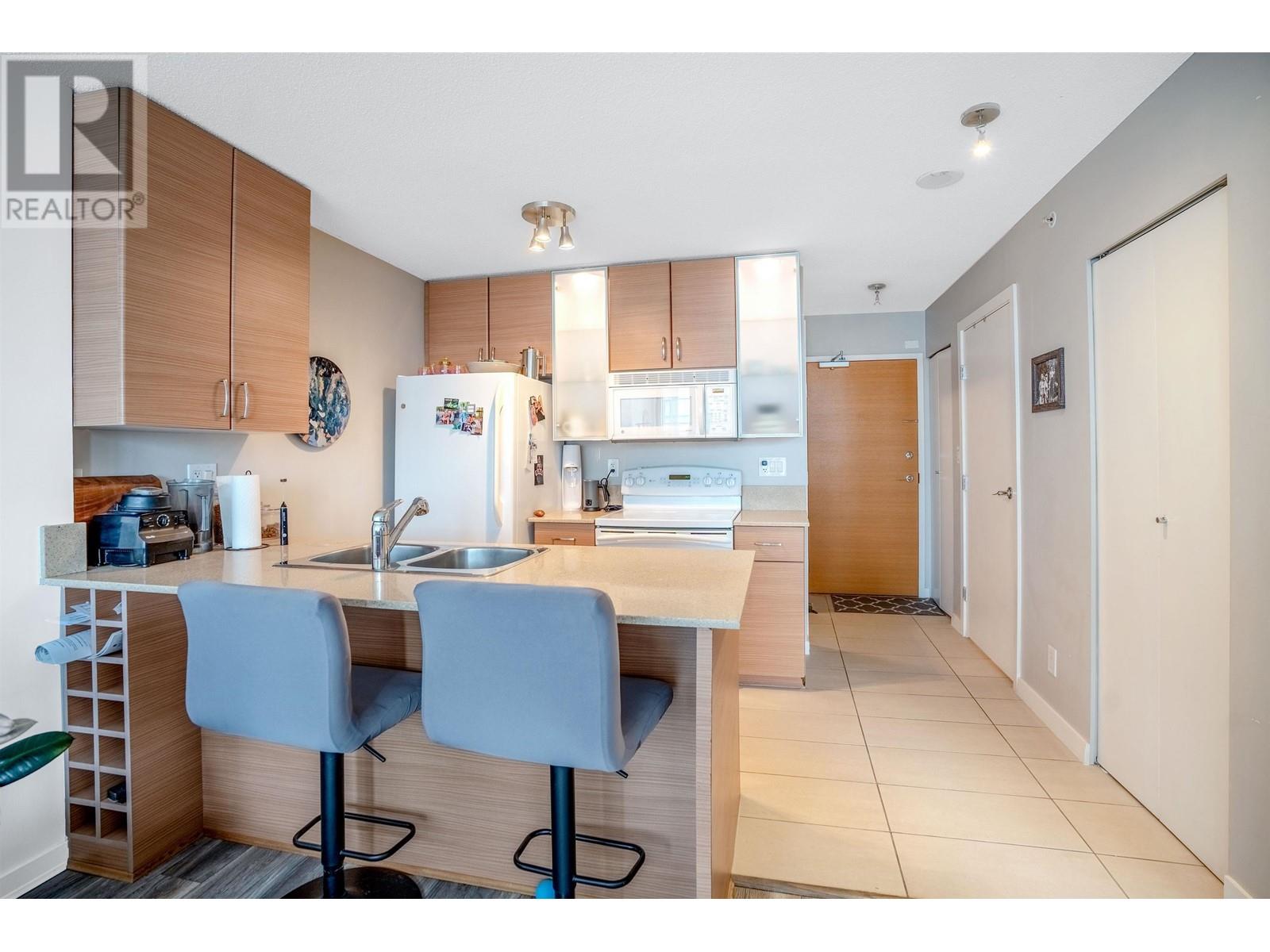 2405 909 Mainland Street, Vancouver, British Columbia  V6B 1S3 - Photo 5 - R2967671
