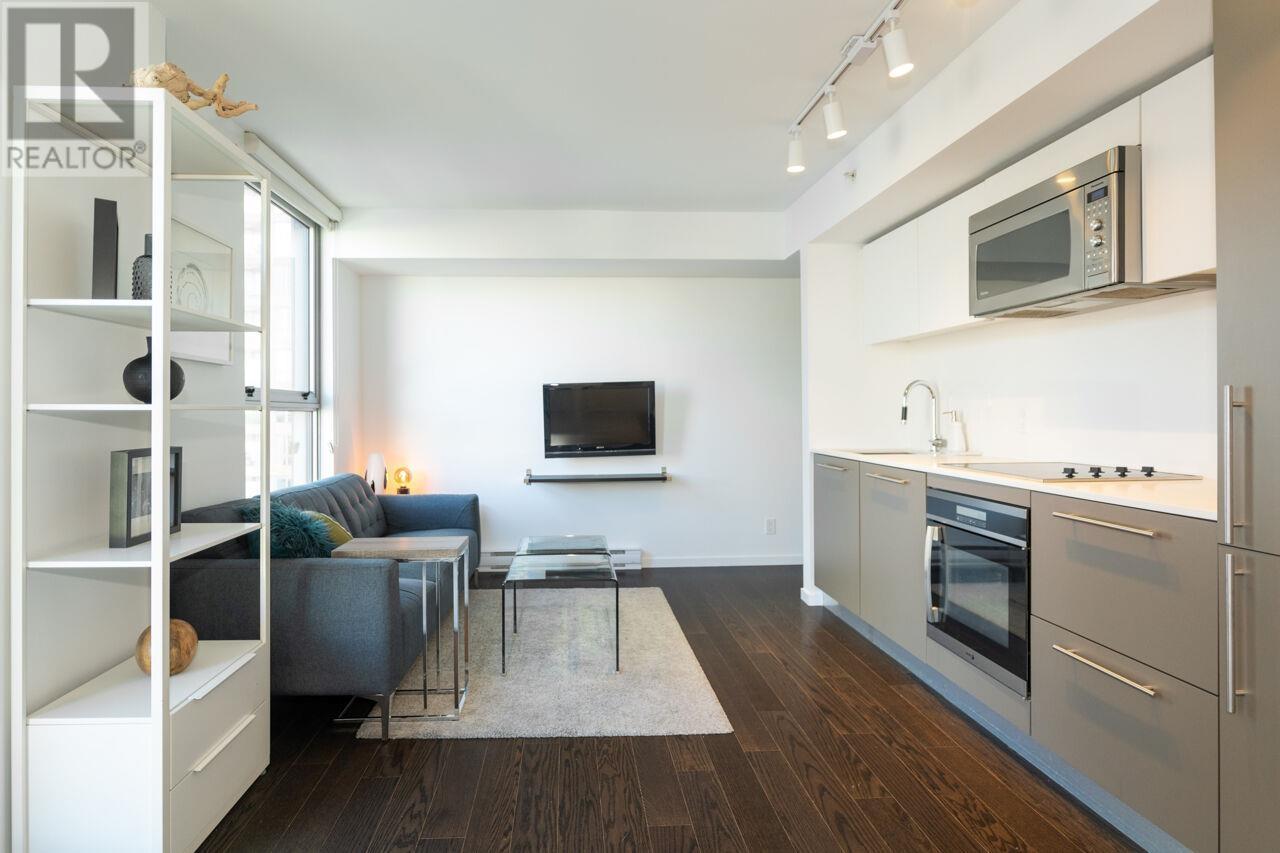 Listing Picture 14 of 27 : 1701 999 SEYMOUR STREET, Vancouver / 溫哥華 - 魯藝地產 Yvonne Lu Group - MLS Medallion Club Member