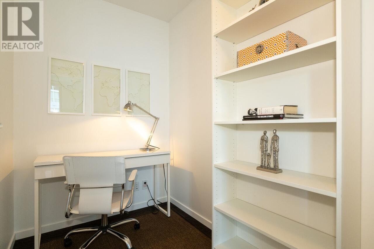 Listing Picture 17 of 27 : 1701 999 SEYMOUR STREET, Vancouver / 溫哥華 - 魯藝地產 Yvonne Lu Group - MLS Medallion Club Member