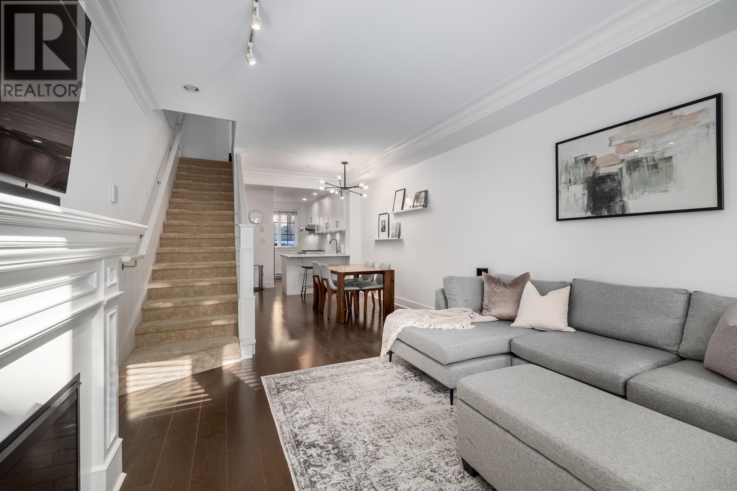 Listing Picture 12 of 28 : 2955 LAUREL STREET, Vancouver / 溫哥華 - 魯藝地產 Yvonne Lu Group - MLS Medallion Club Member