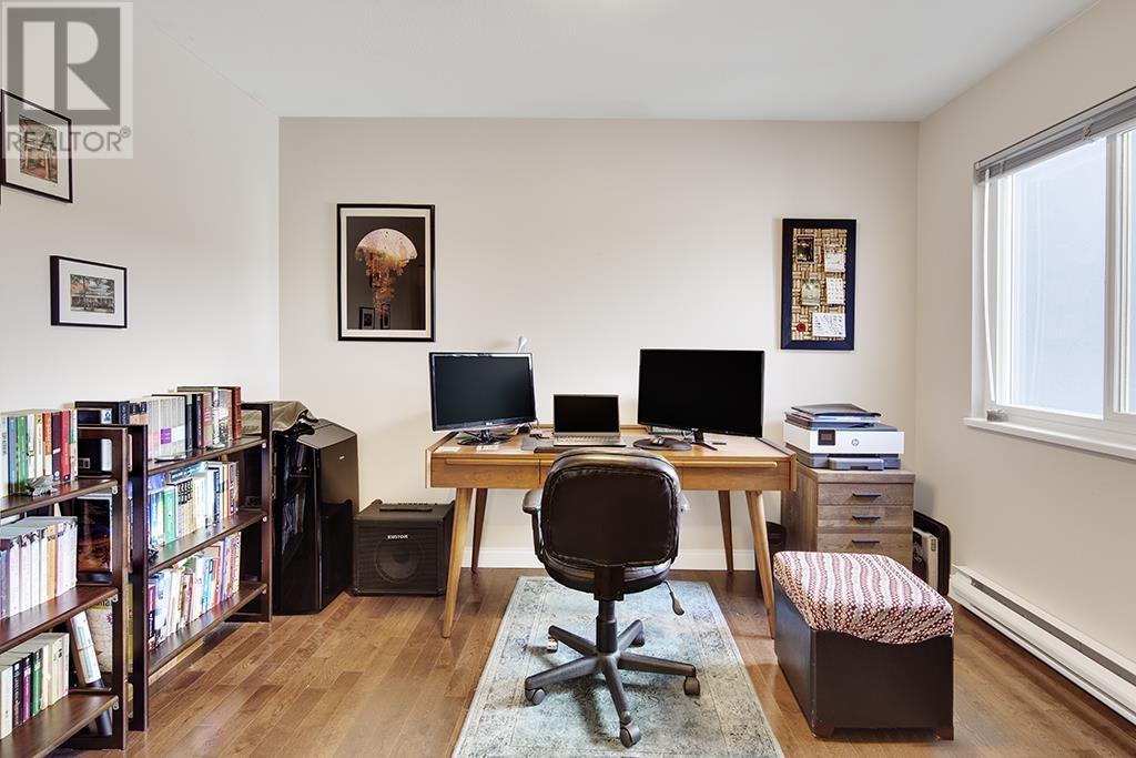 Listing Picture 20 of 25 : 88 W 16TH AVENUE, Vancouver / 溫哥華 - 魯藝地產 Yvonne Lu Group - MLS Medallion Club Member