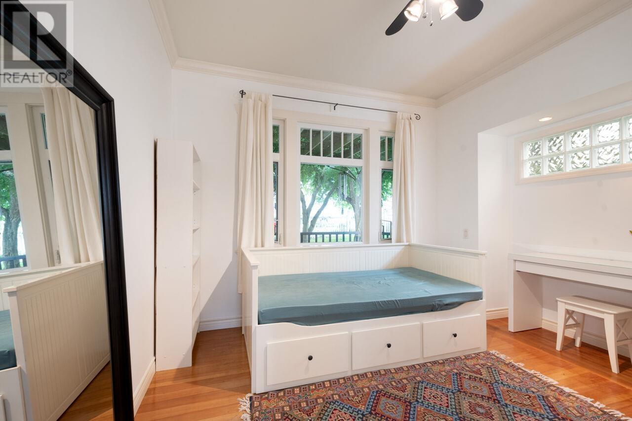 Listing Picture 19 of 40 : 2815 YALE STREET, Vancouver / 溫哥華 - 魯藝地產 Yvonne Lu Group - MLS Medallion Club Member