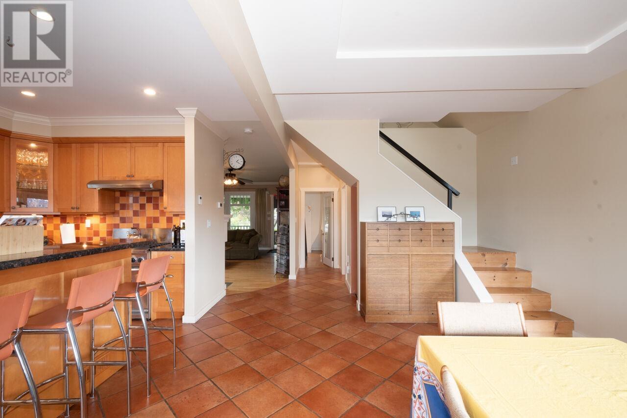 Listing Picture 21 of 40 : 2815 YALE STREET, Vancouver / 溫哥華 - 魯藝地產 Yvonne Lu Group - MLS Medallion Club Member