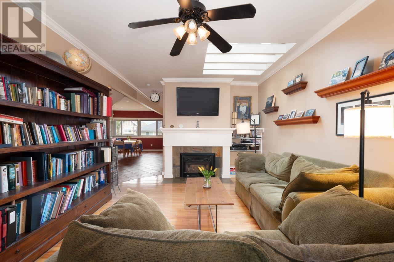 Listing Picture 6 of 40 : 2815 YALE STREET, Vancouver / 溫哥華 - 魯藝地產 Yvonne Lu Group - MLS Medallion Club Member