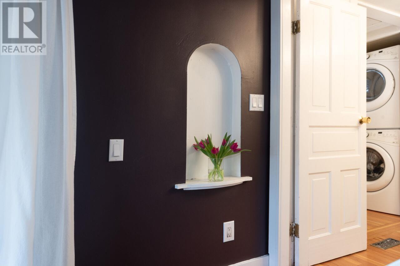 Listing Picture 15 of 39 : 3313 E 26TH AVENUE, Vancouver / 溫哥華 - 魯藝地產 Yvonne Lu Group - MLS Medallion Club Member