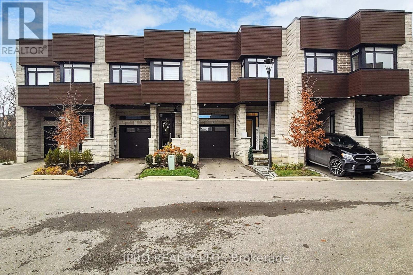 Property at 30 - 35 MIDHURST HEIGHTS image 2