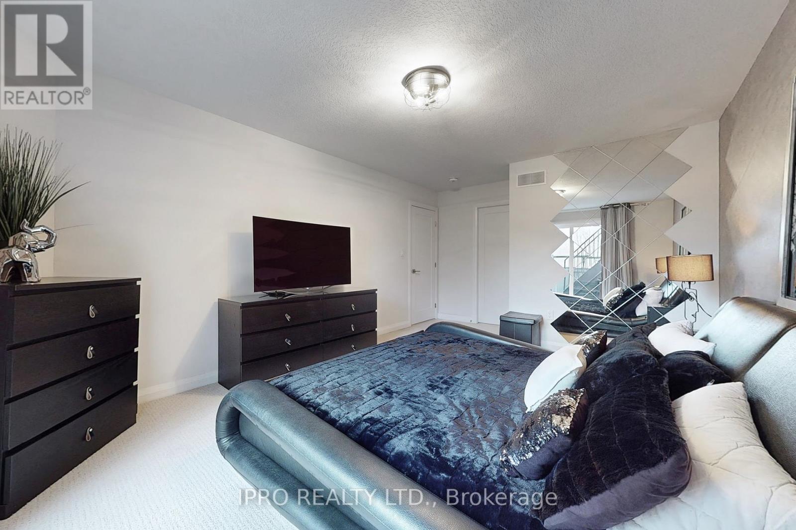 30 - 35 Midhurst Heights, Hamilton, Ontario  L8J 0K9 - Photo 22 - X11977267