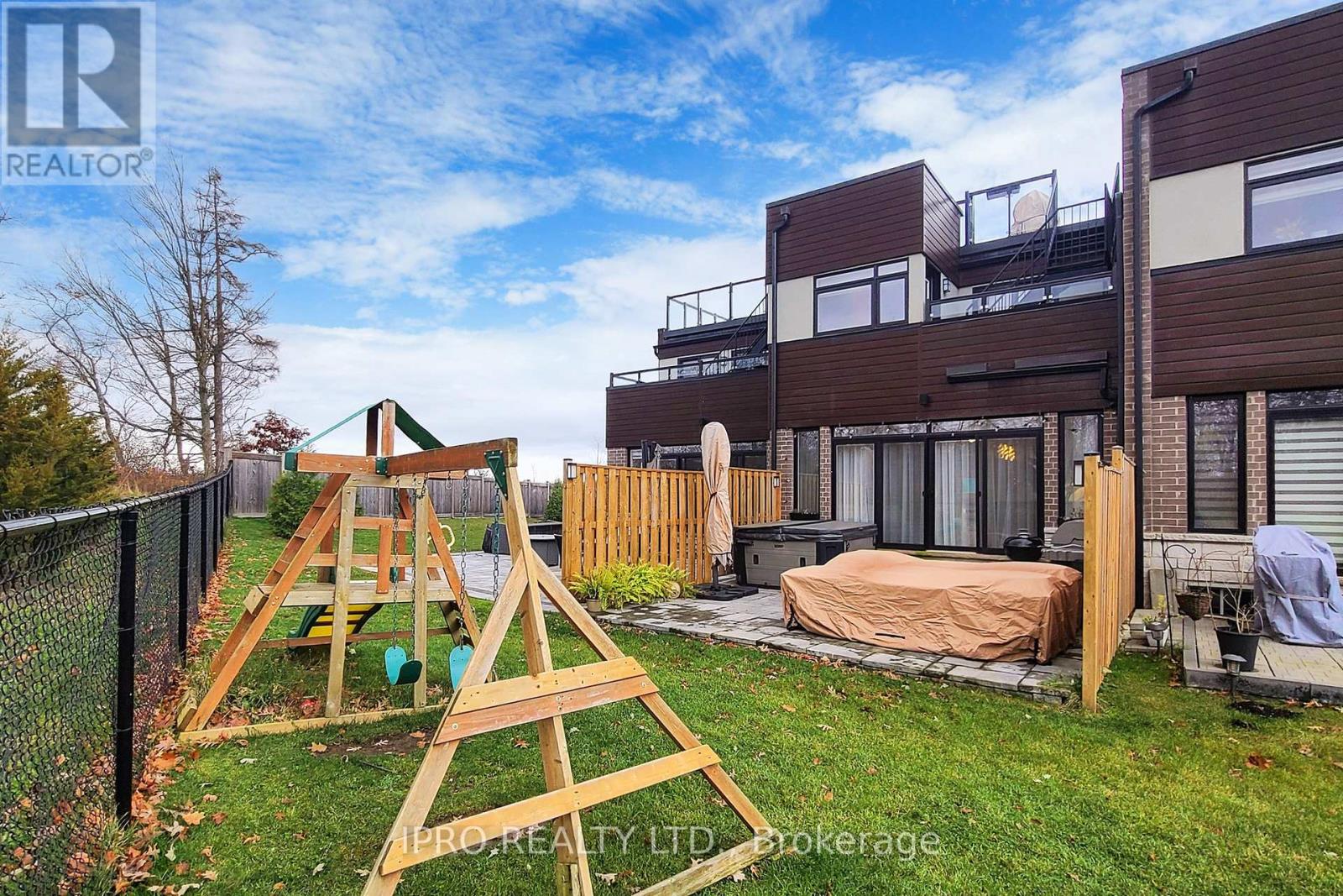 30 - 35 Midhurst Heights, Hamilton, Ontario  L8J 0K9 - Photo 38 - X11977267