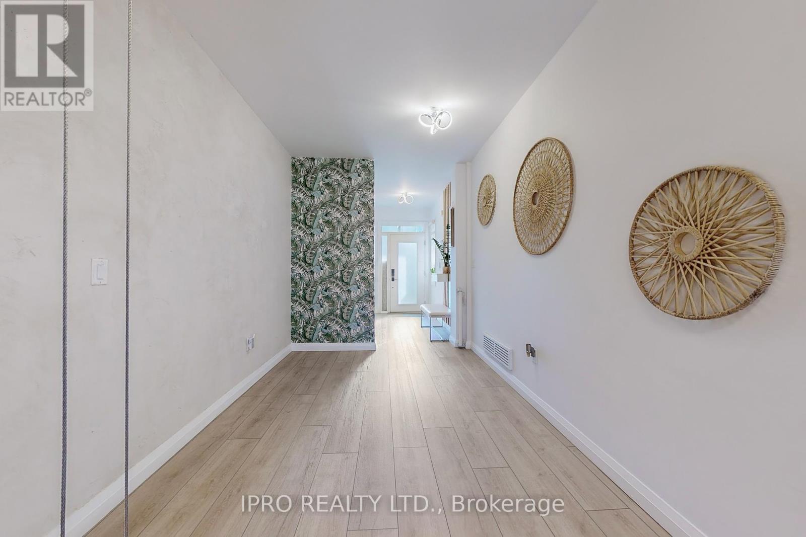 Property at 30 - 35 MIDHURST HEIGHTS image 5