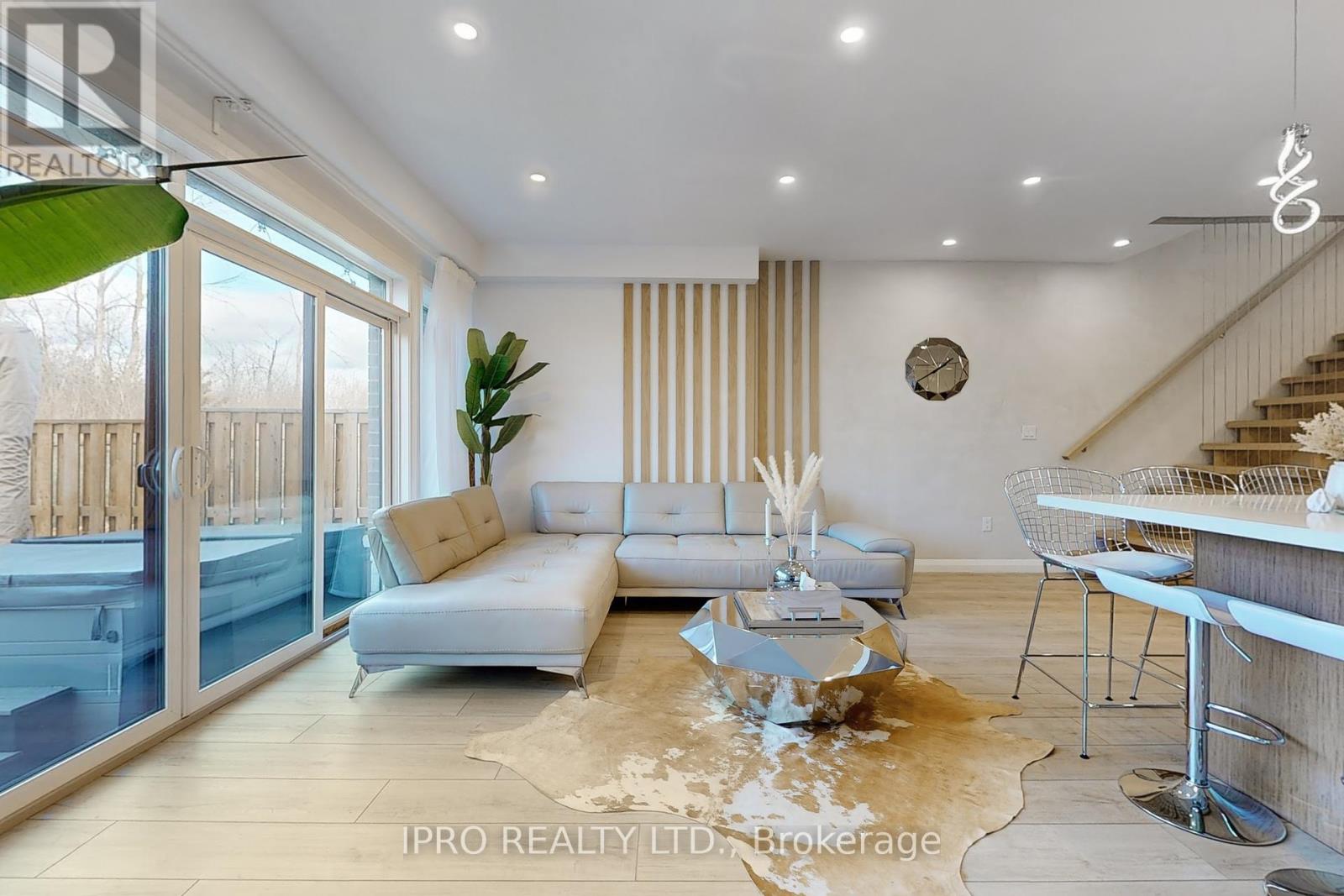 30 - 35 Midhurst Heights, Hamilton, Ontario  L8J 0K9 - Photo 8 - X11977267