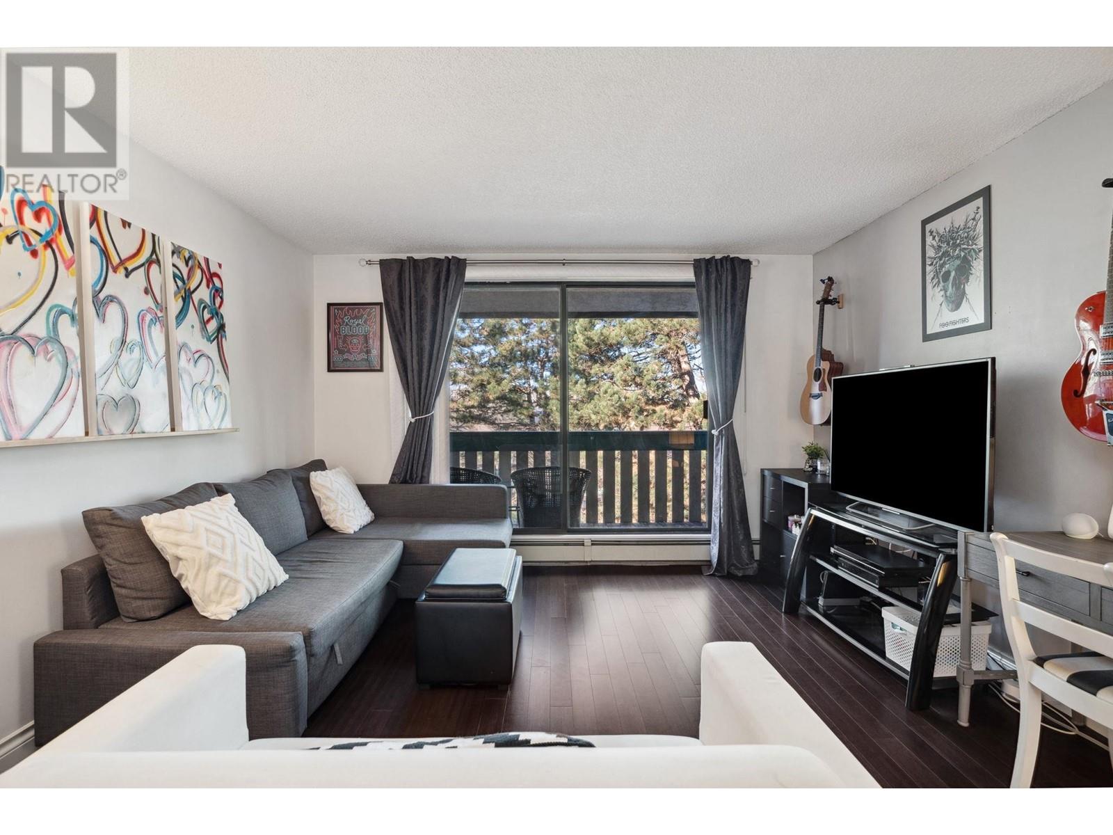 Listing Picture 13 of 35 : 314 8540 CITATION DRIVE, Richmond / 烈治文 - 魯藝地產 Yvonne Lu Group - MLS Medallion Club Member