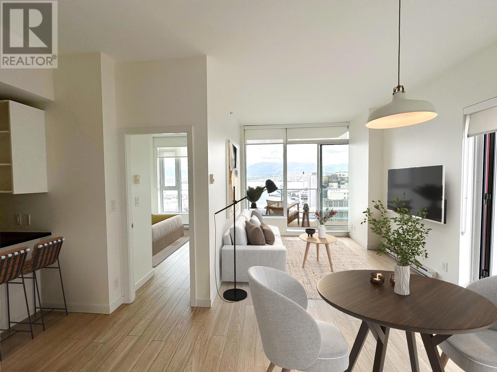 Listing Picture 3 of 40 : PH9 955 E HASTINGS STREET, Vancouver / 溫哥華 - 魯藝地產 Yvonne Lu Group - MLS Medallion Club Member