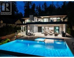 449 HILLCREST STREET, West Vancouver, British Columbia