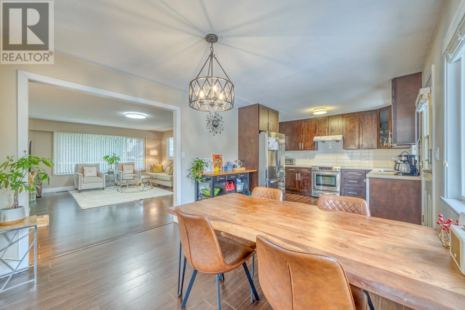 443 Mundy Street, Coquitlam, British Columbia  V3K 5N2 - Photo 7 - R2967677