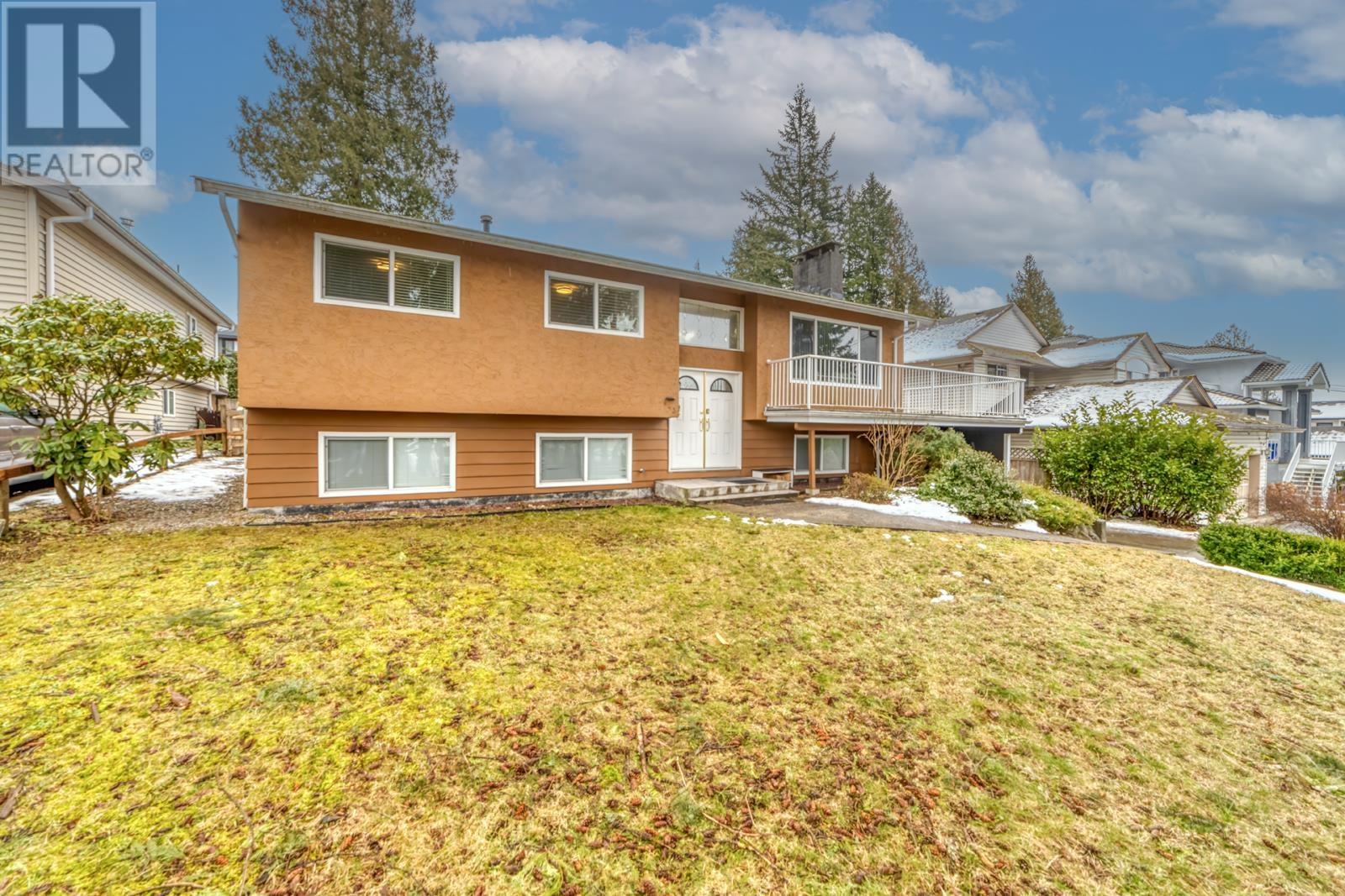 443 Mundy Street, Coquitlam, British Columbia  V3K 5N2 - Photo 2 - R2967677