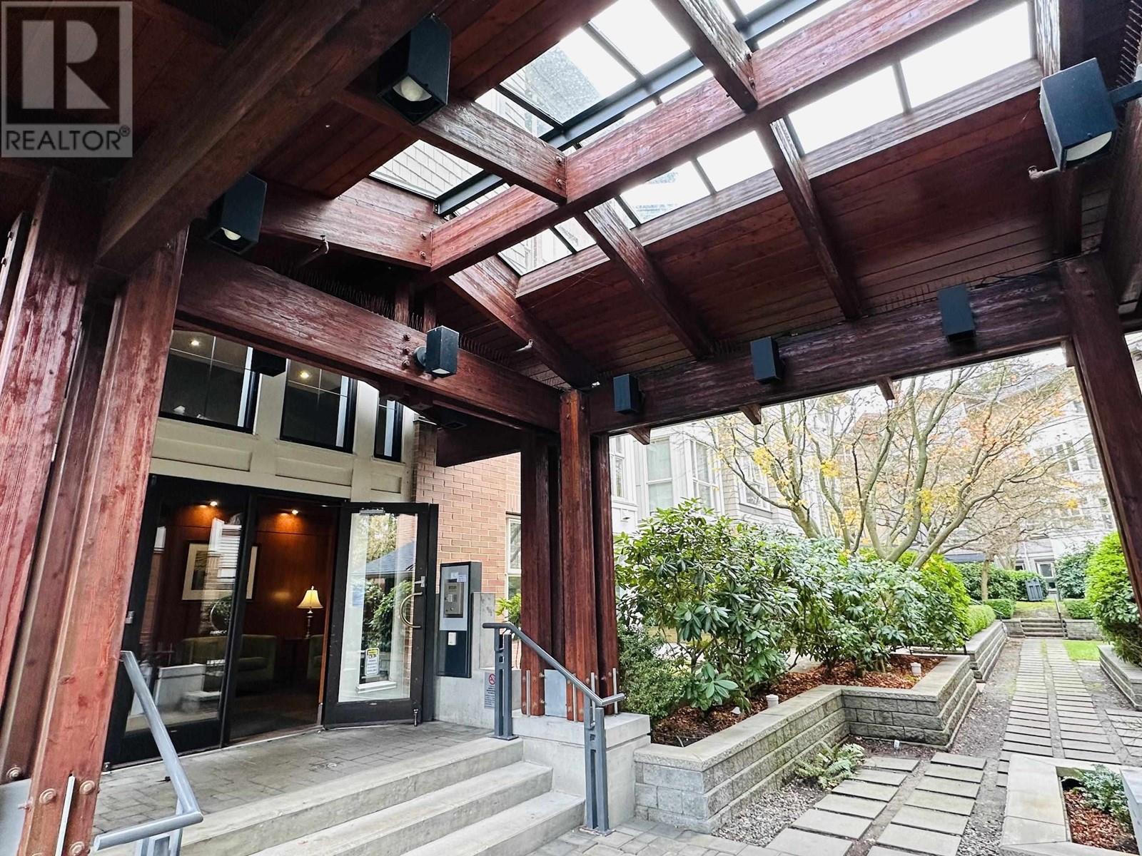 Listing Picture 11 of 16 : 1304 4655 VALLEY DRIVE, Vancouver / 溫哥華 - 魯藝地產 Yvonne Lu Group - MLS Medallion Club Member