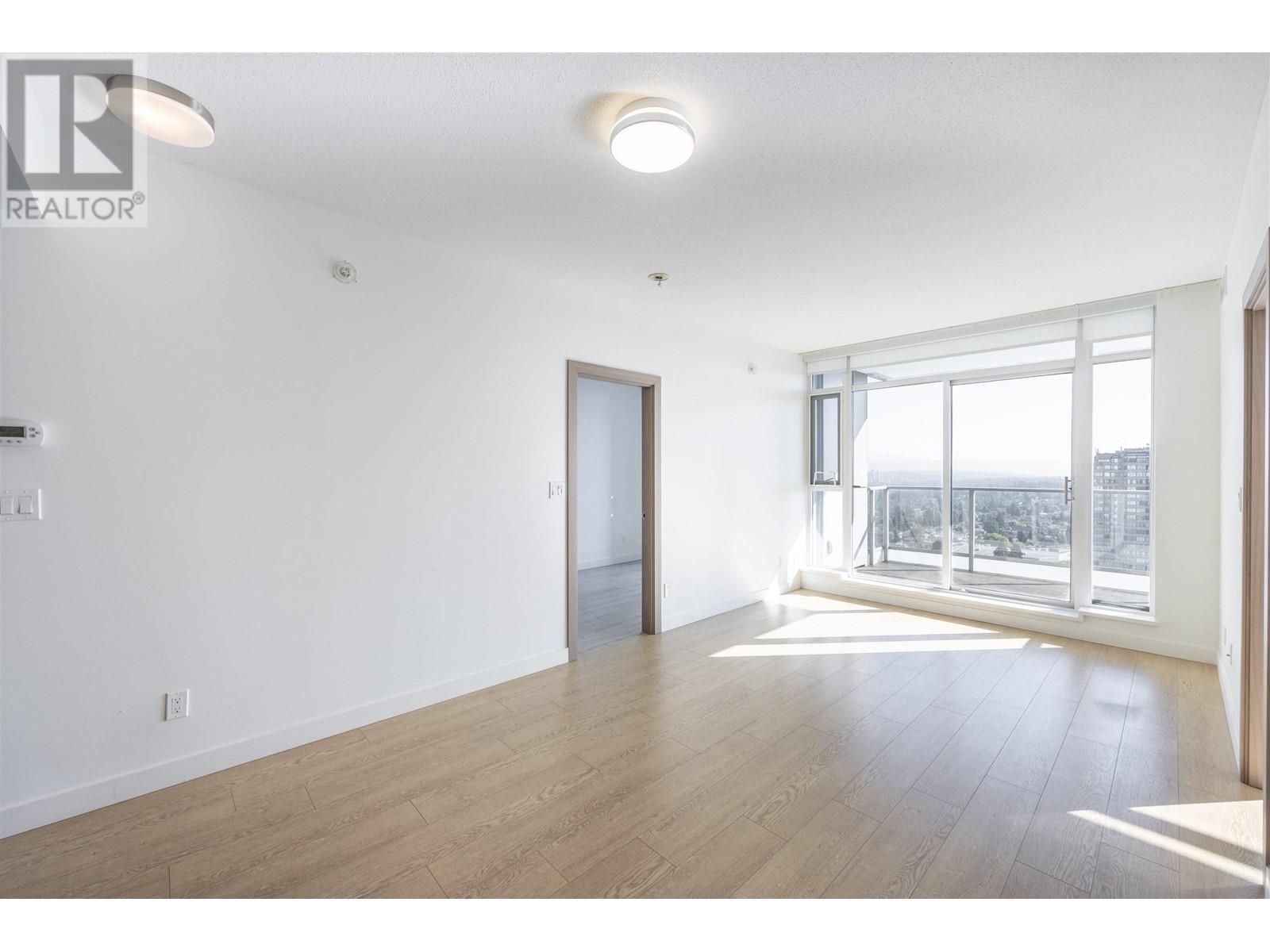 Listing Picture 7 of 19 : 3710 6538 NELSON AVENUE, Burnaby / 本拿比 - 魯藝地產 Yvonne Lu Group - MLS Medallion Club Member