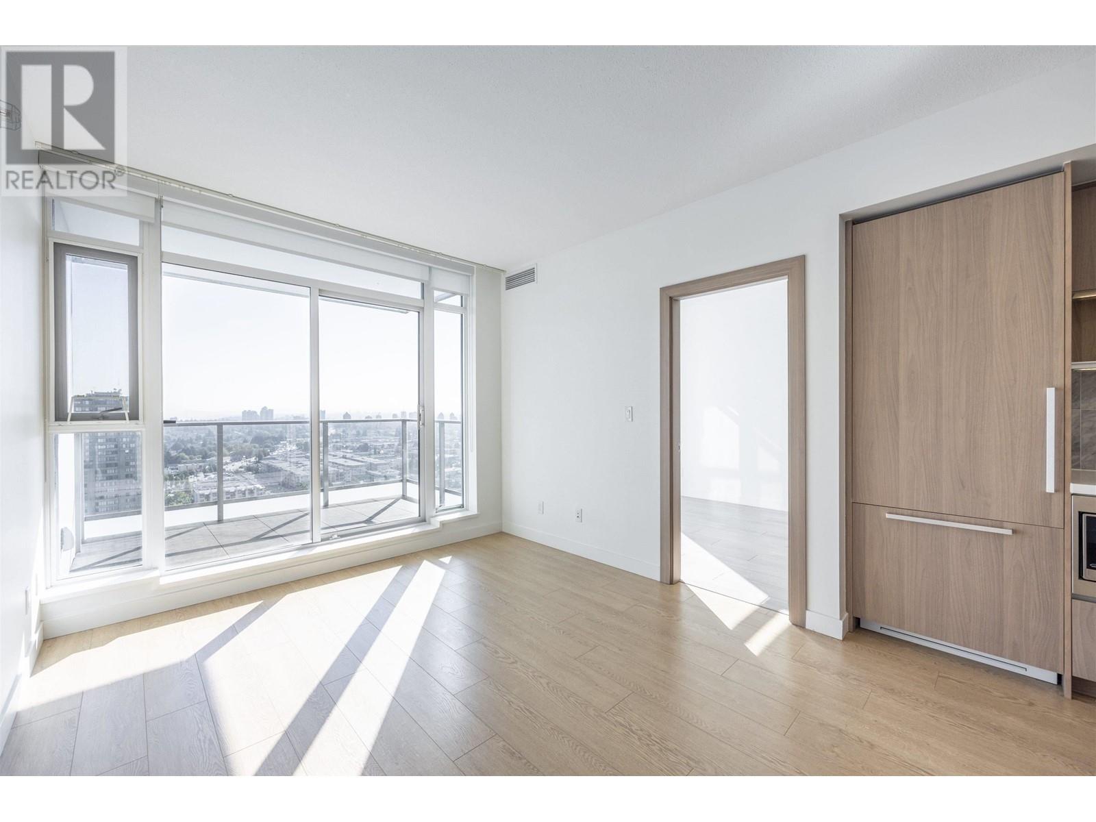 Listing Picture 8 of 19 : 3710 6538 NELSON AVENUE, Burnaby / 本拿比 - 魯藝地產 Yvonne Lu Group - MLS Medallion Club Member