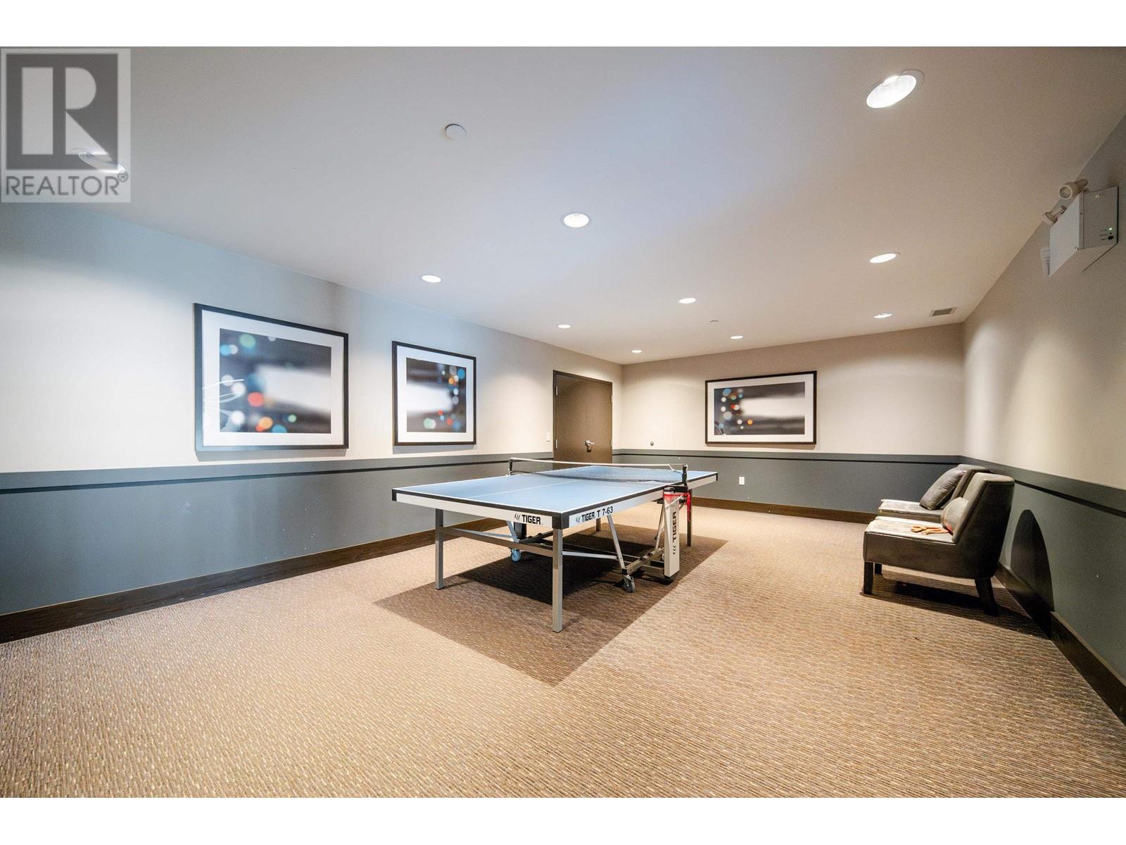 Listing Picture 31 of 38 : 101 9399 ODLIN ROAD, Richmond / 烈治文 - 魯藝地產 Yvonne Lu Group - MLS Medallion Club Member