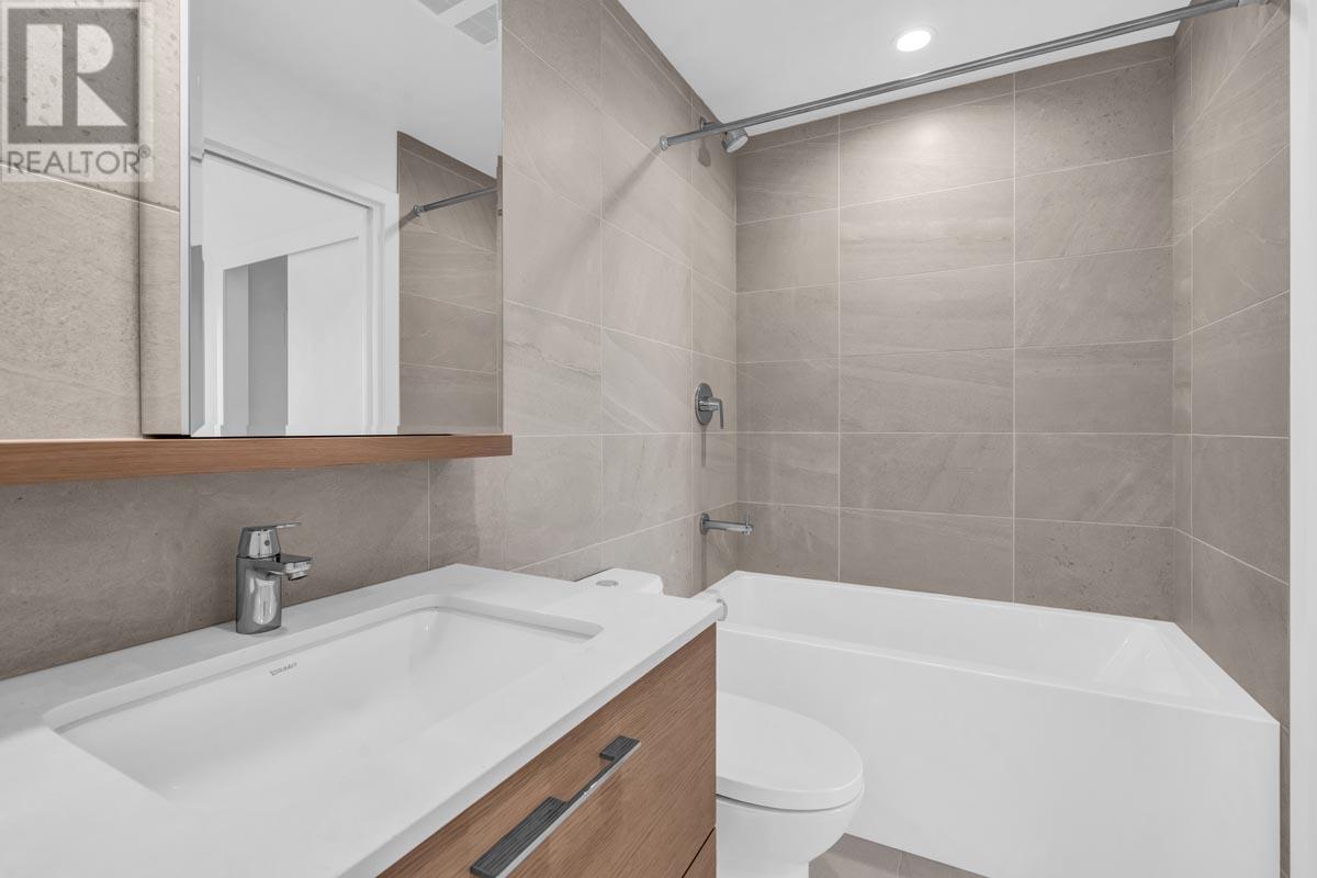 Listing Picture 10 of 12 : 2205 2181 MADISON AVENUE, Burnaby / 本拿比 - 魯藝地產 Yvonne Lu Group - MLS Medallion Club Member